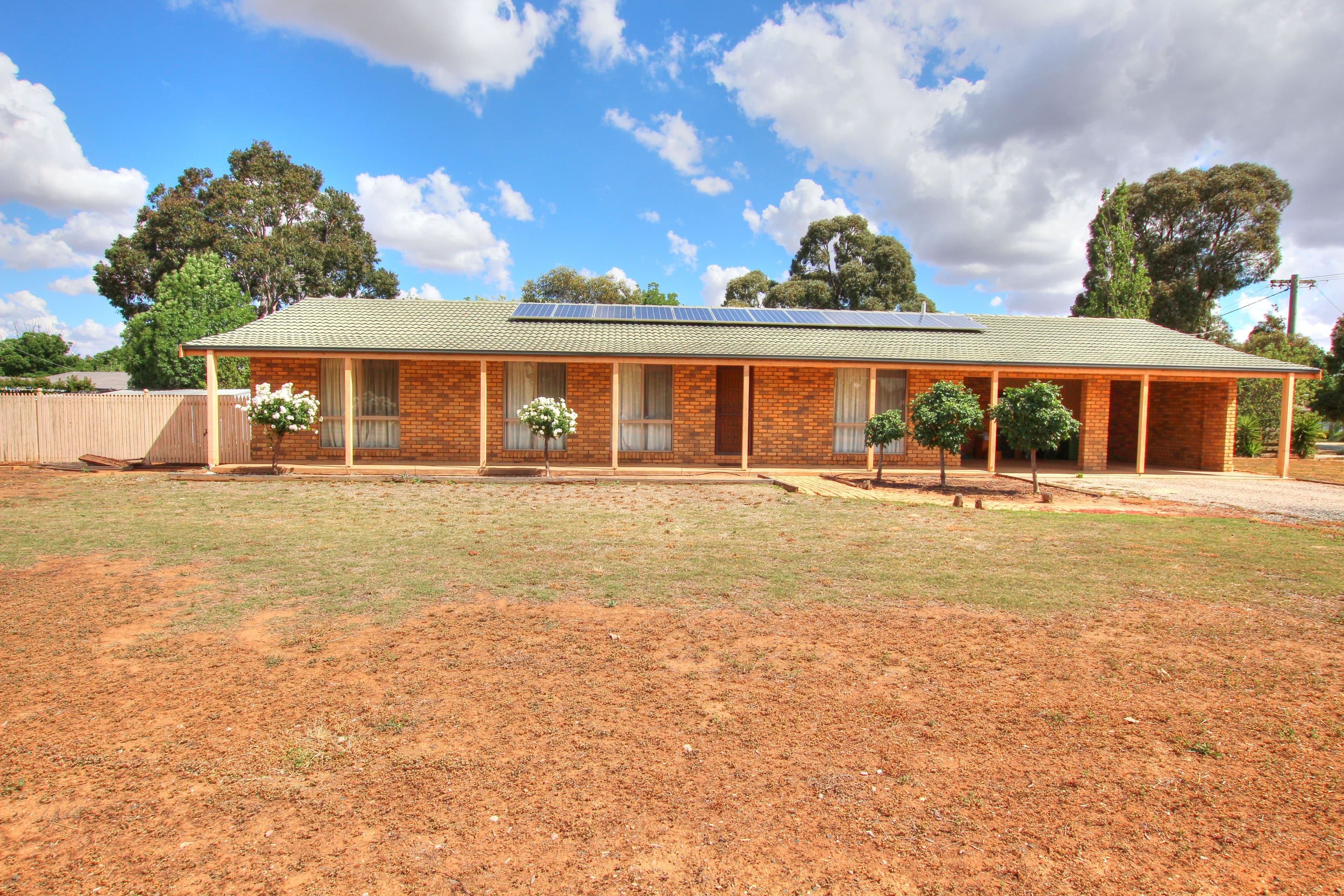 49 Francis Street, Rochester VIC 3561, Rochester - Thumbnail 2
