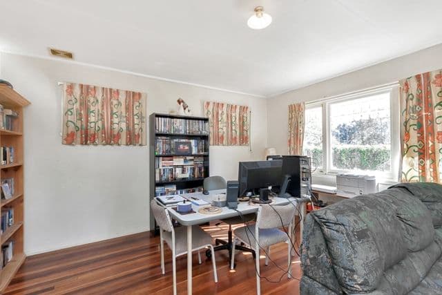 4 Neilson Crescent, RIVERVIEW QLD 4303, Riverview - Thumbnail 5