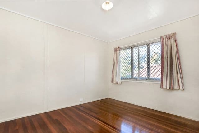 4 Neilson Crescent, RIVERVIEW QLD 4303, Riverview - Thumbnail 7