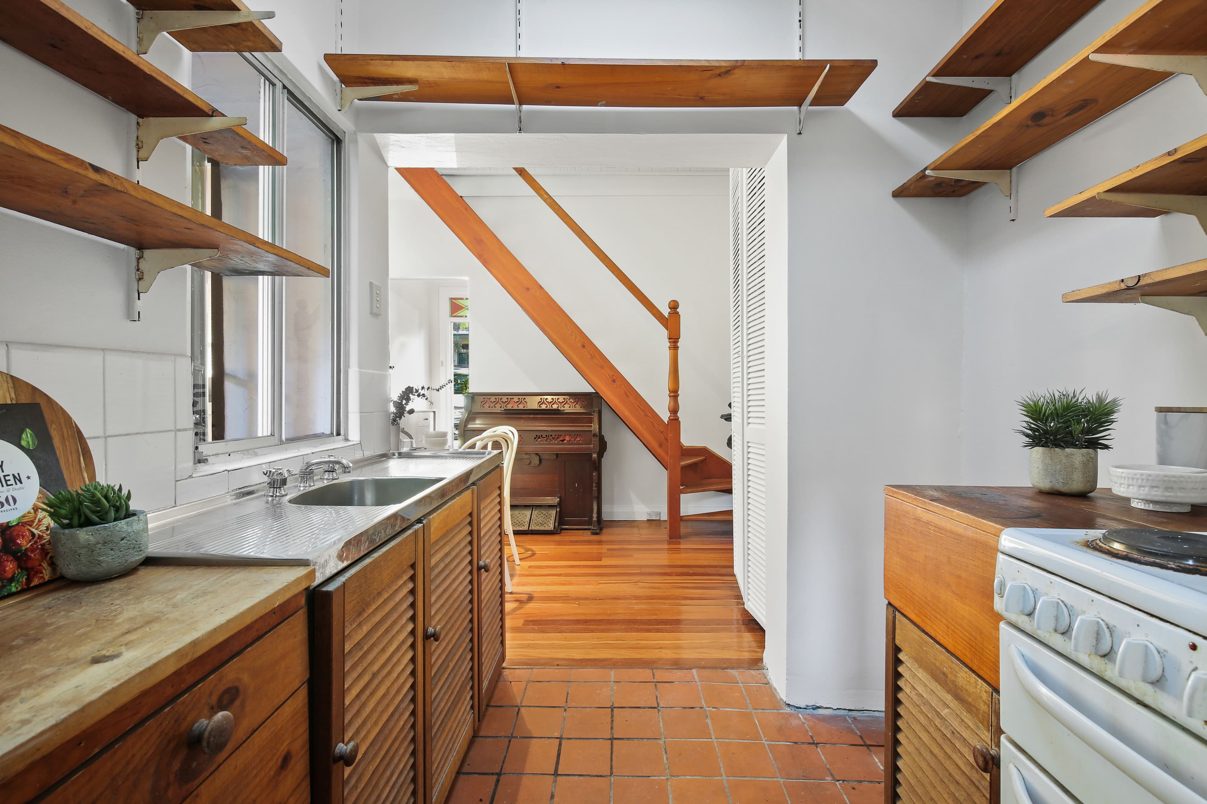13 Gibbes Street, Newtown - Thumbnail 4