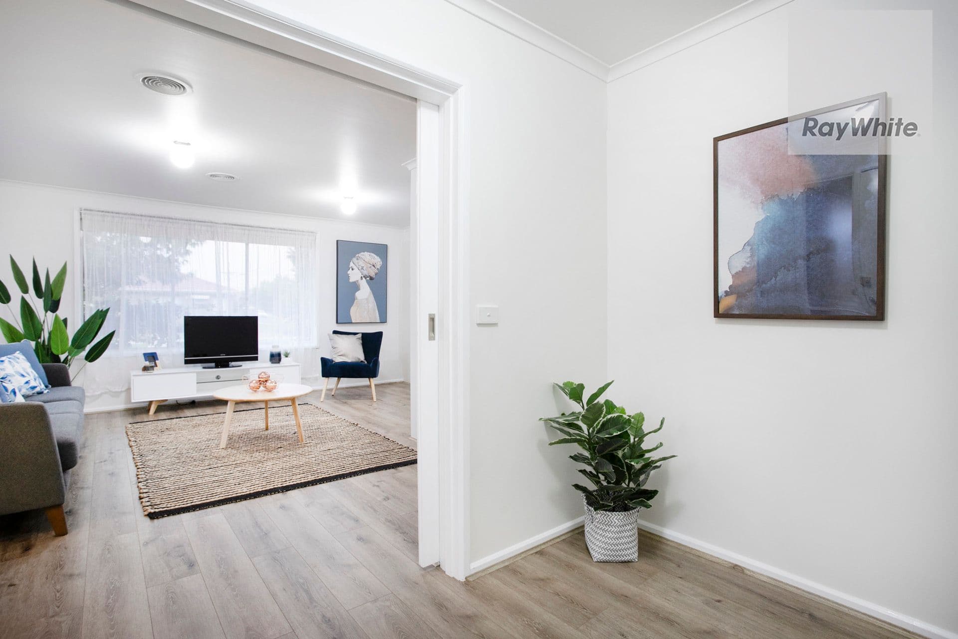 31 Wolverton Drive, Gladstone Park VIC 3043, Gladstone Park - Thumbnail 2