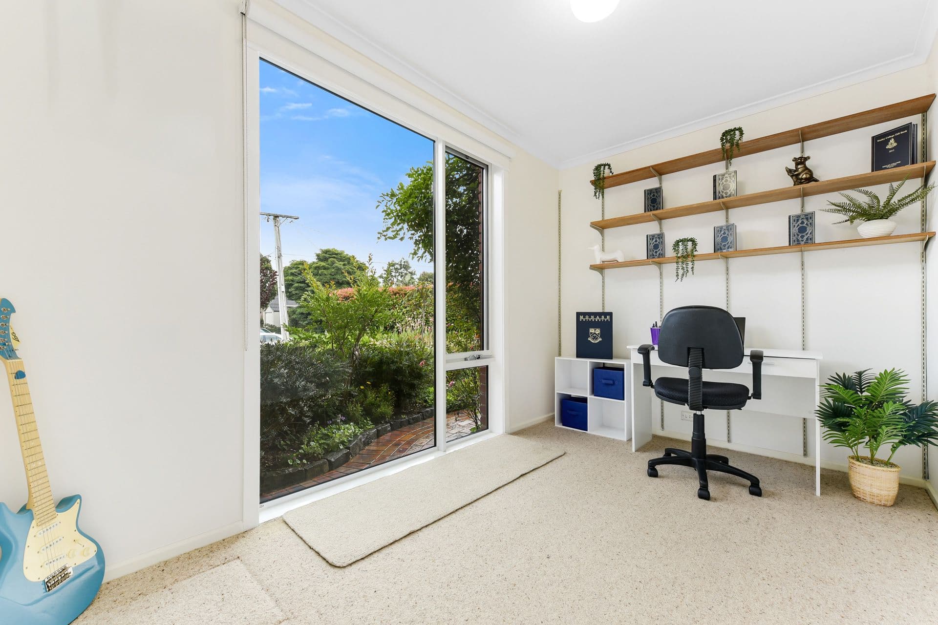 6 Corowa Court, Mount Waverley VIC 3149, Mount Waverley - Thumbnail 6