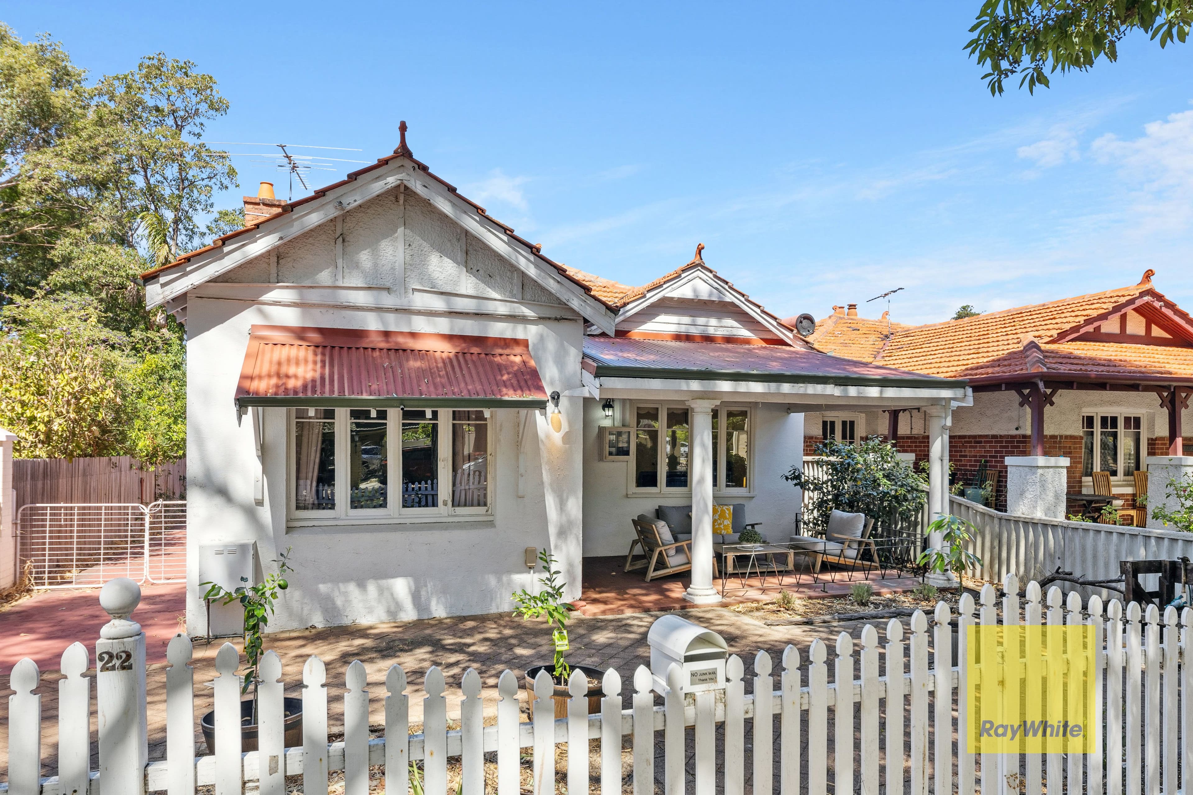 22 Kanimbla Road, Nedlands WA 6009, Nedlands - Thumbnail 2