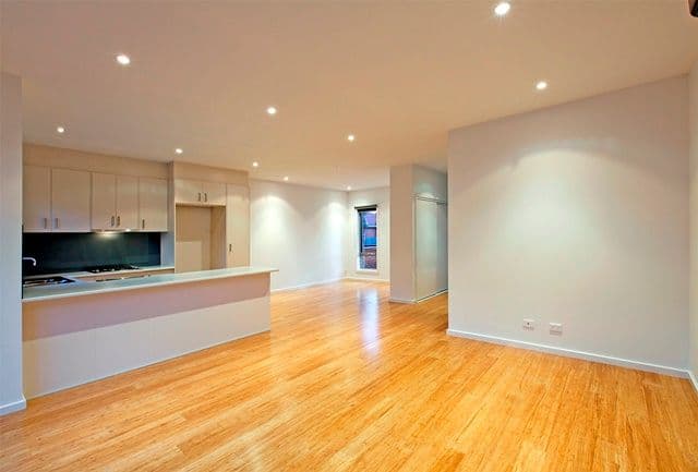 20 Marshall Drive, RESERVOIR VIC 3073, Reservoir - Thumbnail 4