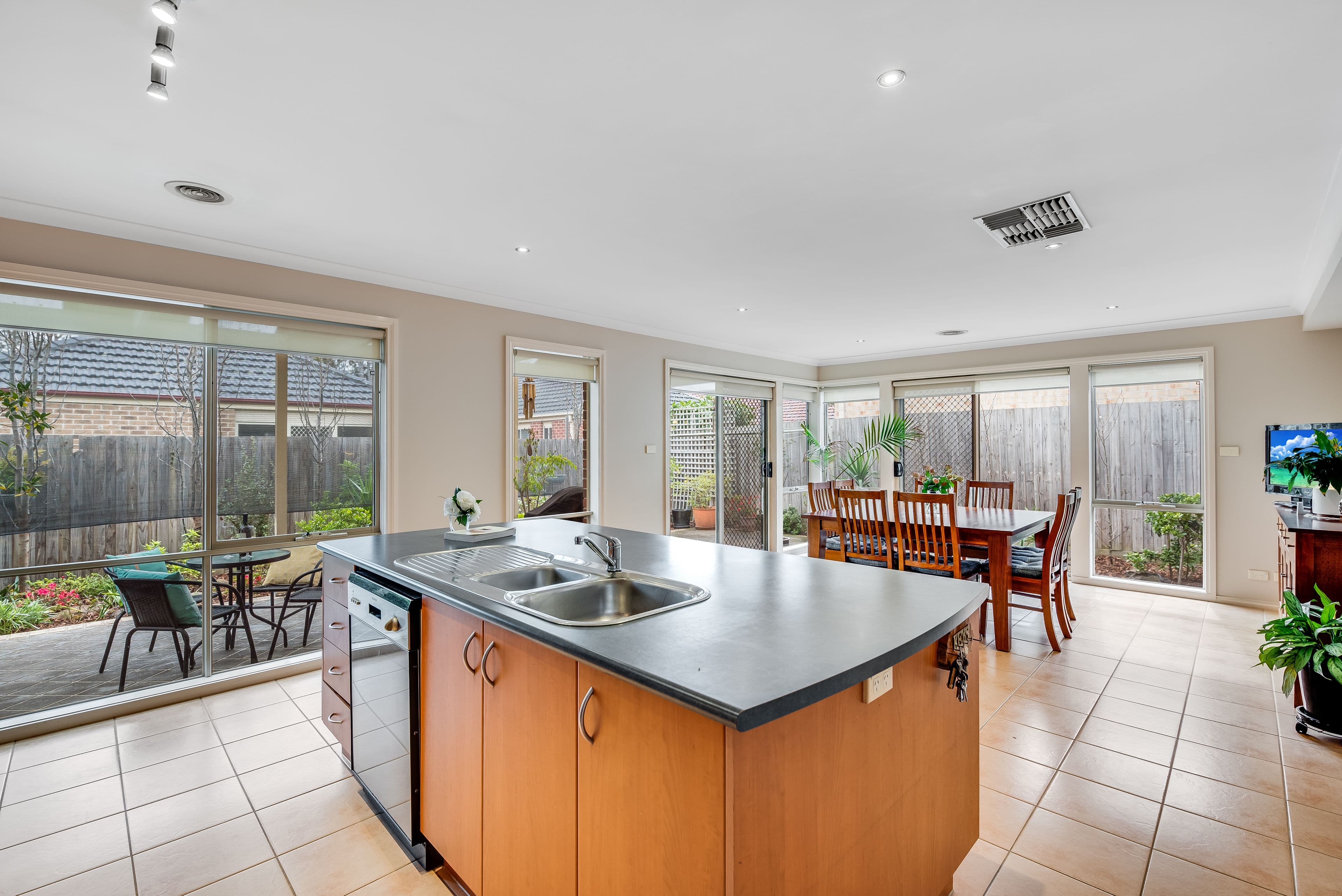 115 The Great Eastern Way, South Morang VIC 3752, South Morang - Thumbnail 2