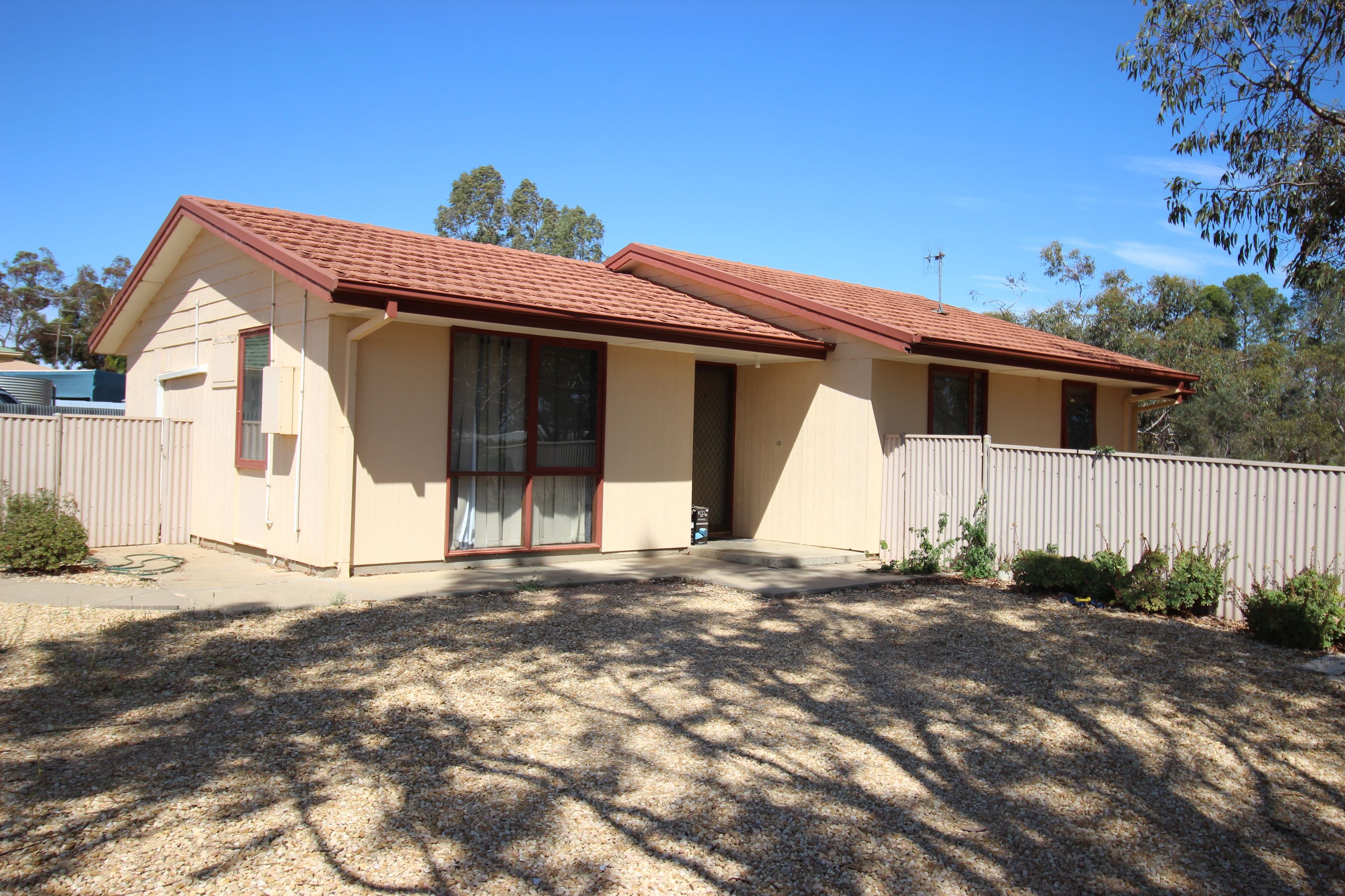 5 Tiller Crescent, Waikerie SA 5330, Waikerie - Image 1