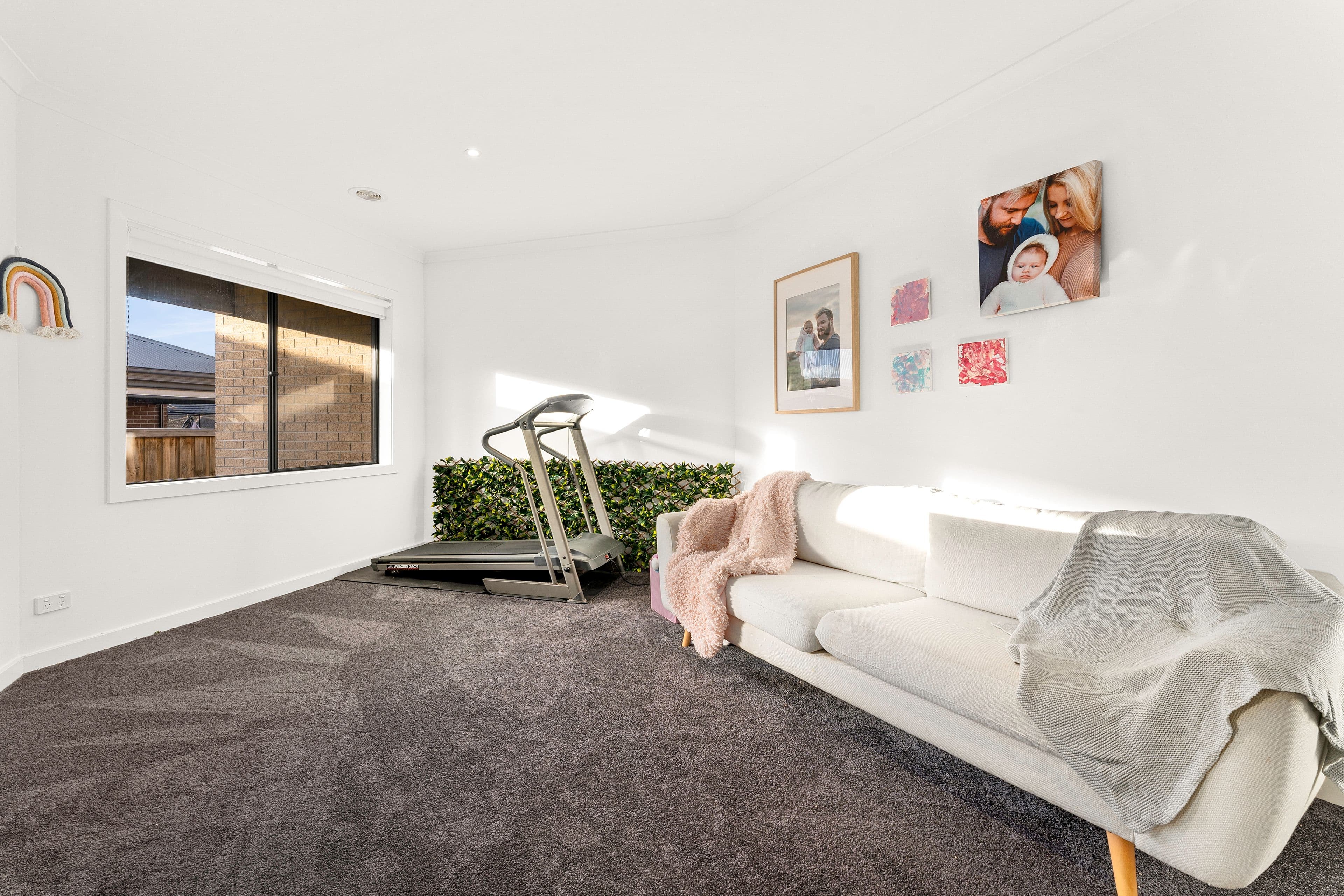 39 Barley Crescent, Clyde North VIC 3978, Clyde North - Thumbnail 2