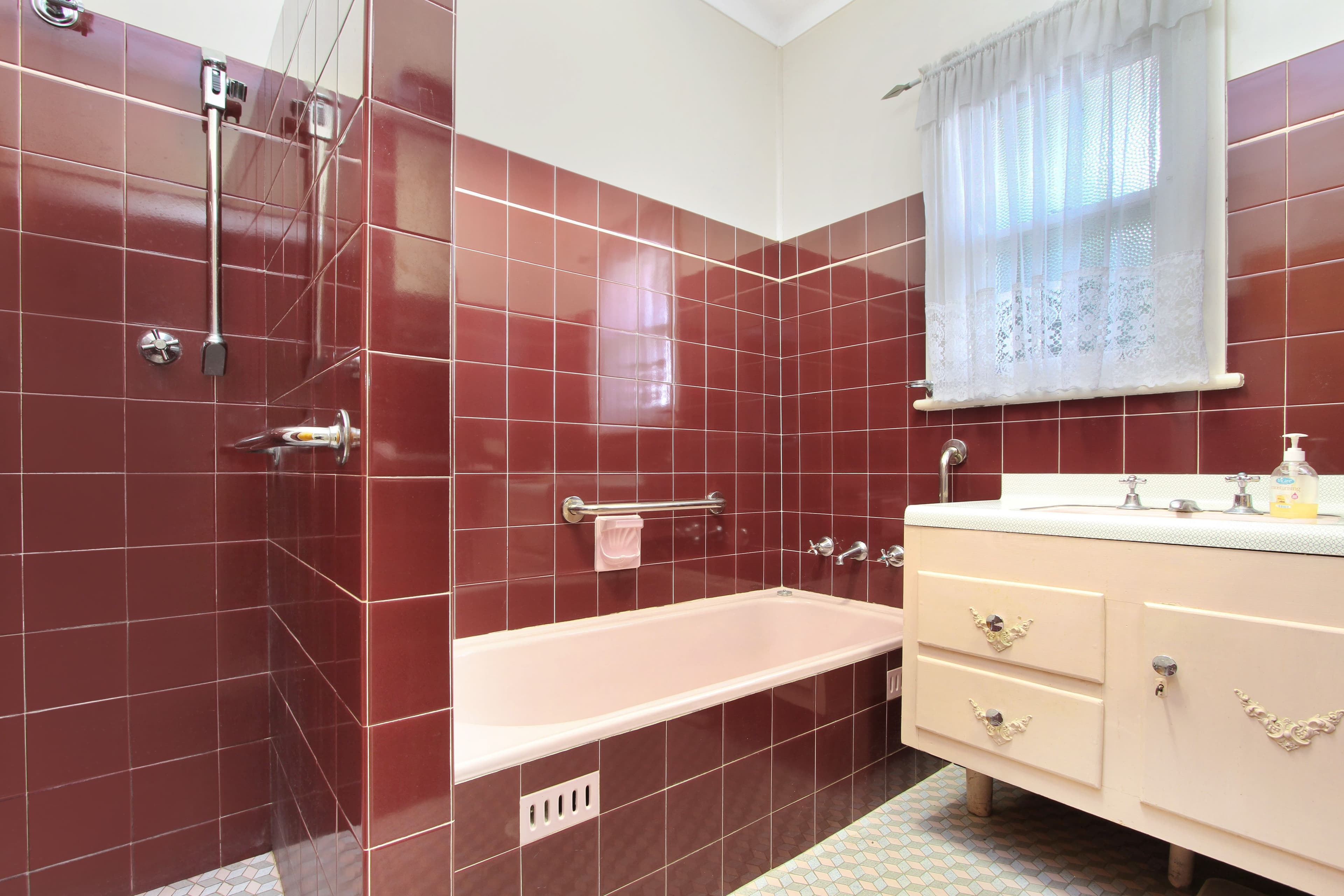 4 Dumfries Avenue, Mount Ousley - Thumbnail 6
