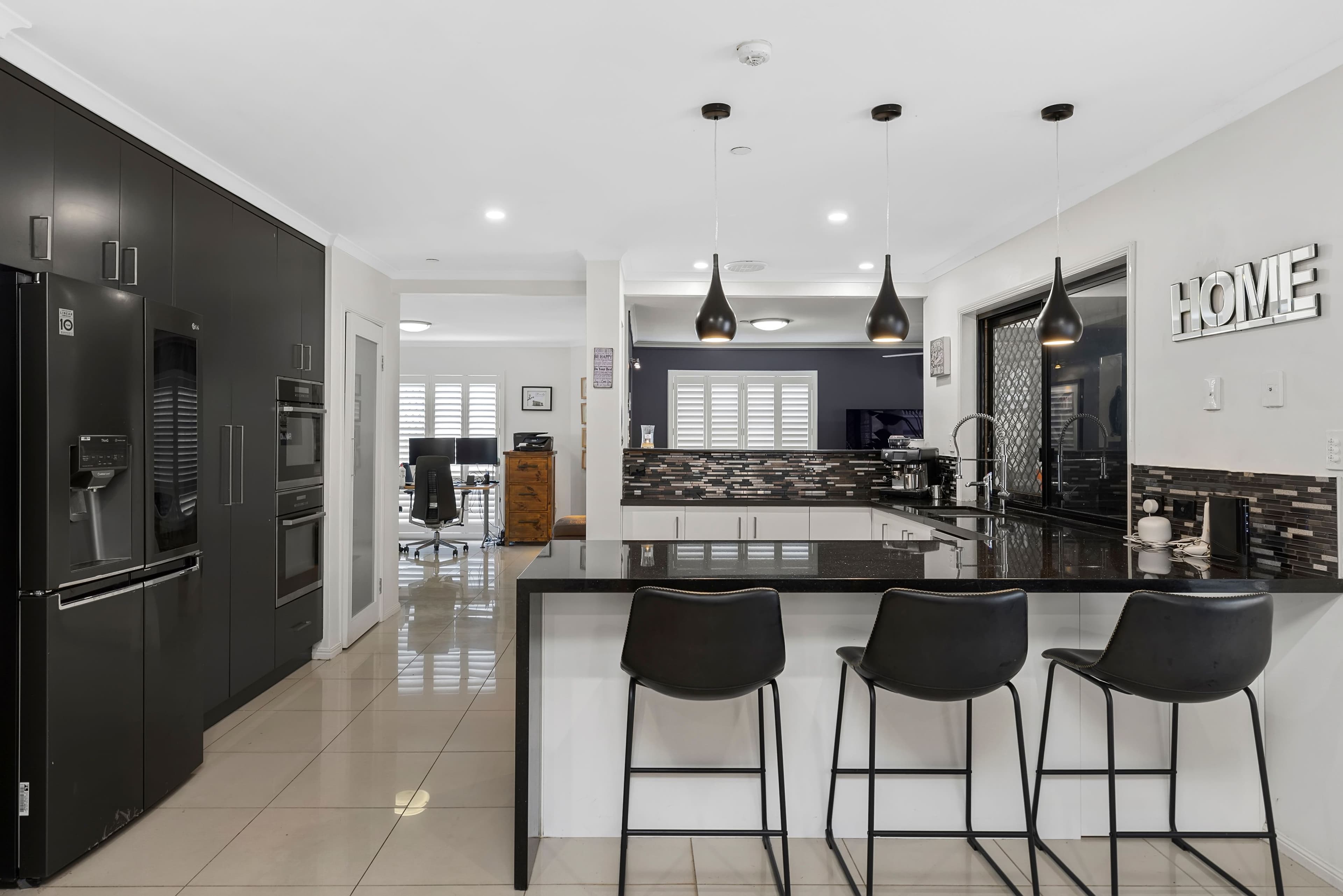 4 Macleay Street, Murrumba Downs QLD 4503, Murrumba Downs - Image 1