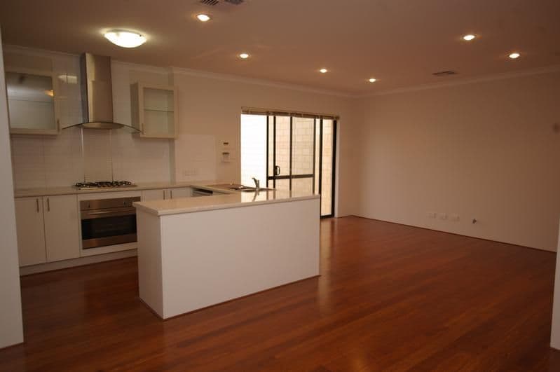 47a Eastdene Circle, NOLLAMARA WA 6061, Nollamara - Thumbnail 3