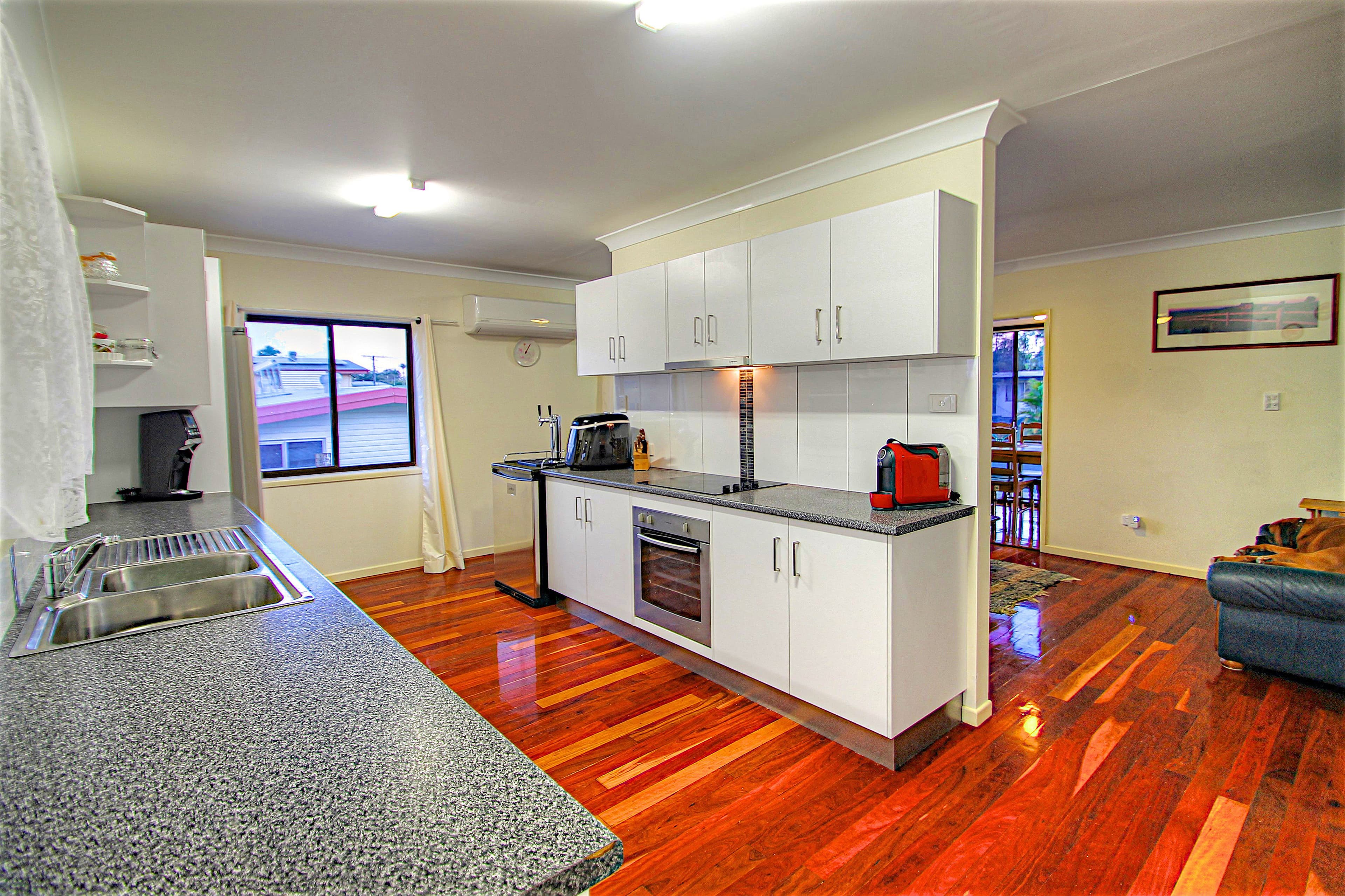 28 Petaine Street, Raceview QLD 4305, Raceview - Thumbnail 5
