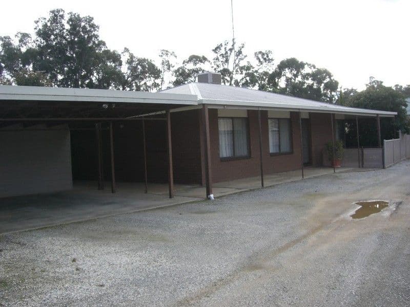 523 St Michael Street, DENILIQUIN NSW 2710, Deniliquin - Thumbnail 7