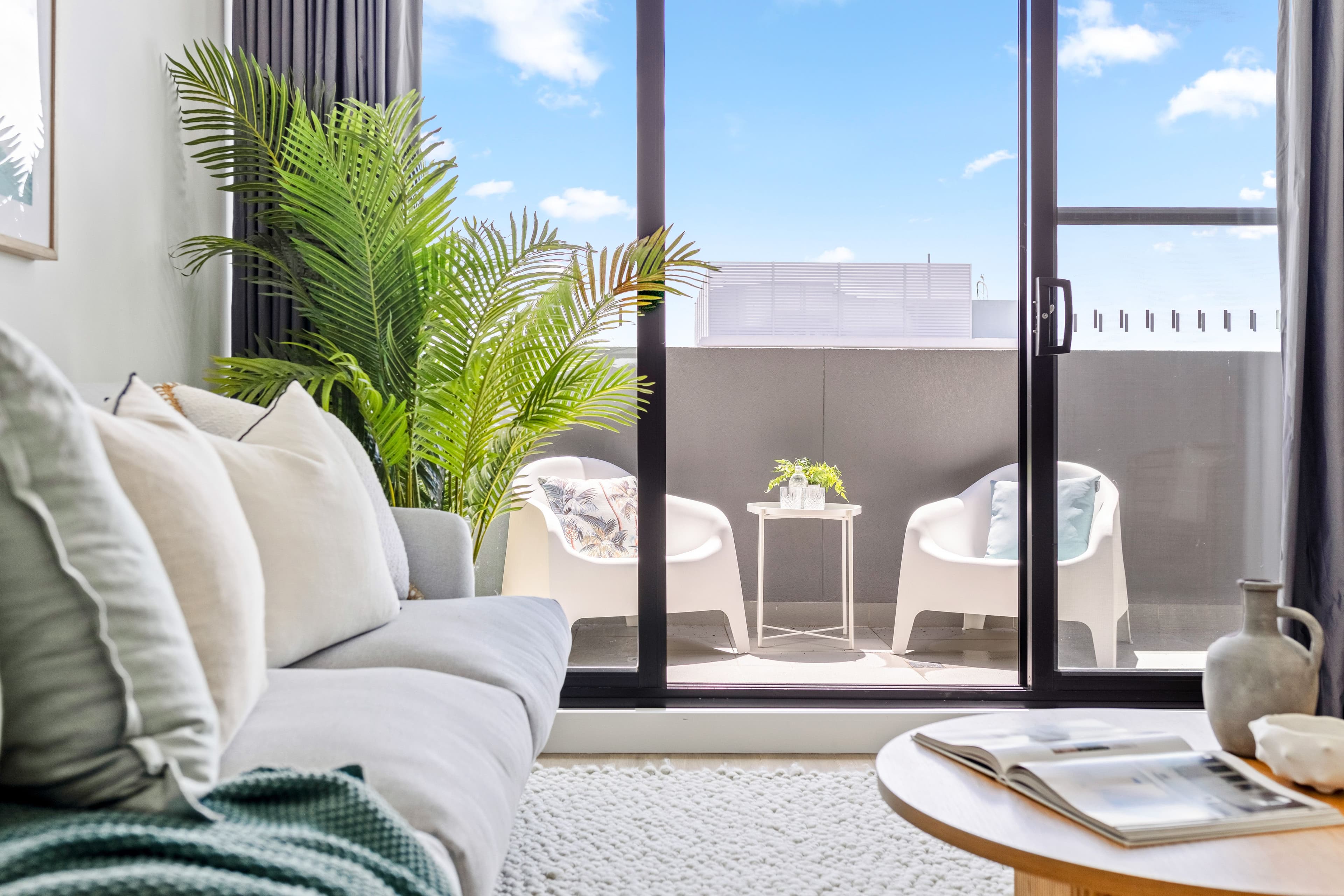 42 Pinnacle Street, Miranda NSW 2228, Miranda - Thumbnail 2