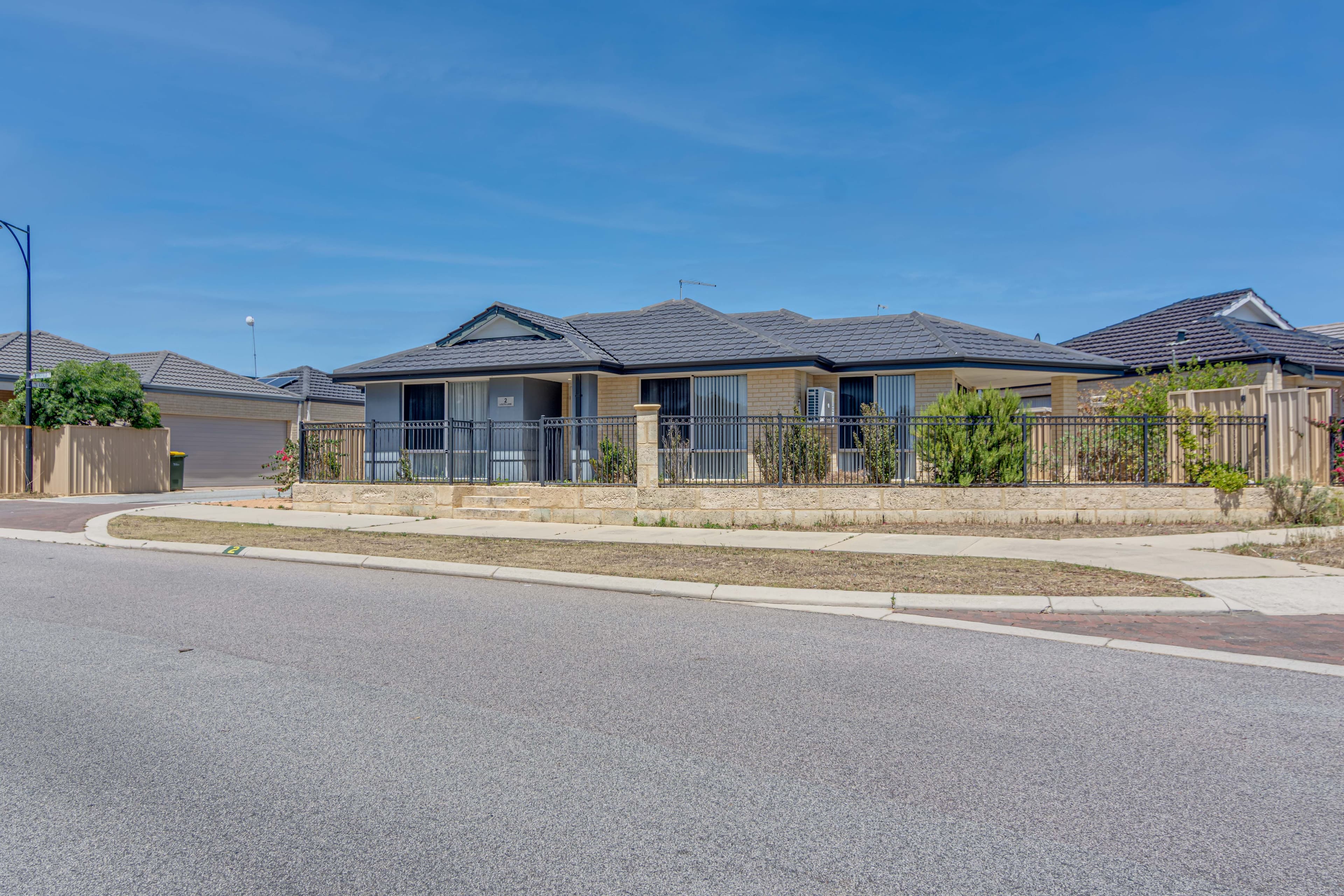 2 Louth Lane, Butler WA 6036, Butler - Thumbnail 2