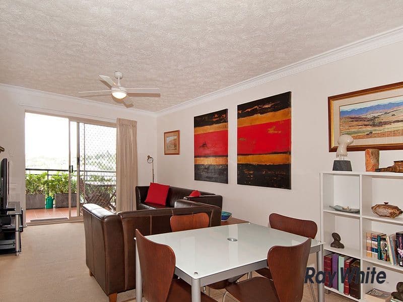 95 Alderley Avenue, ALDERLEY QLD 4051, Alderley - Thumbnail 3