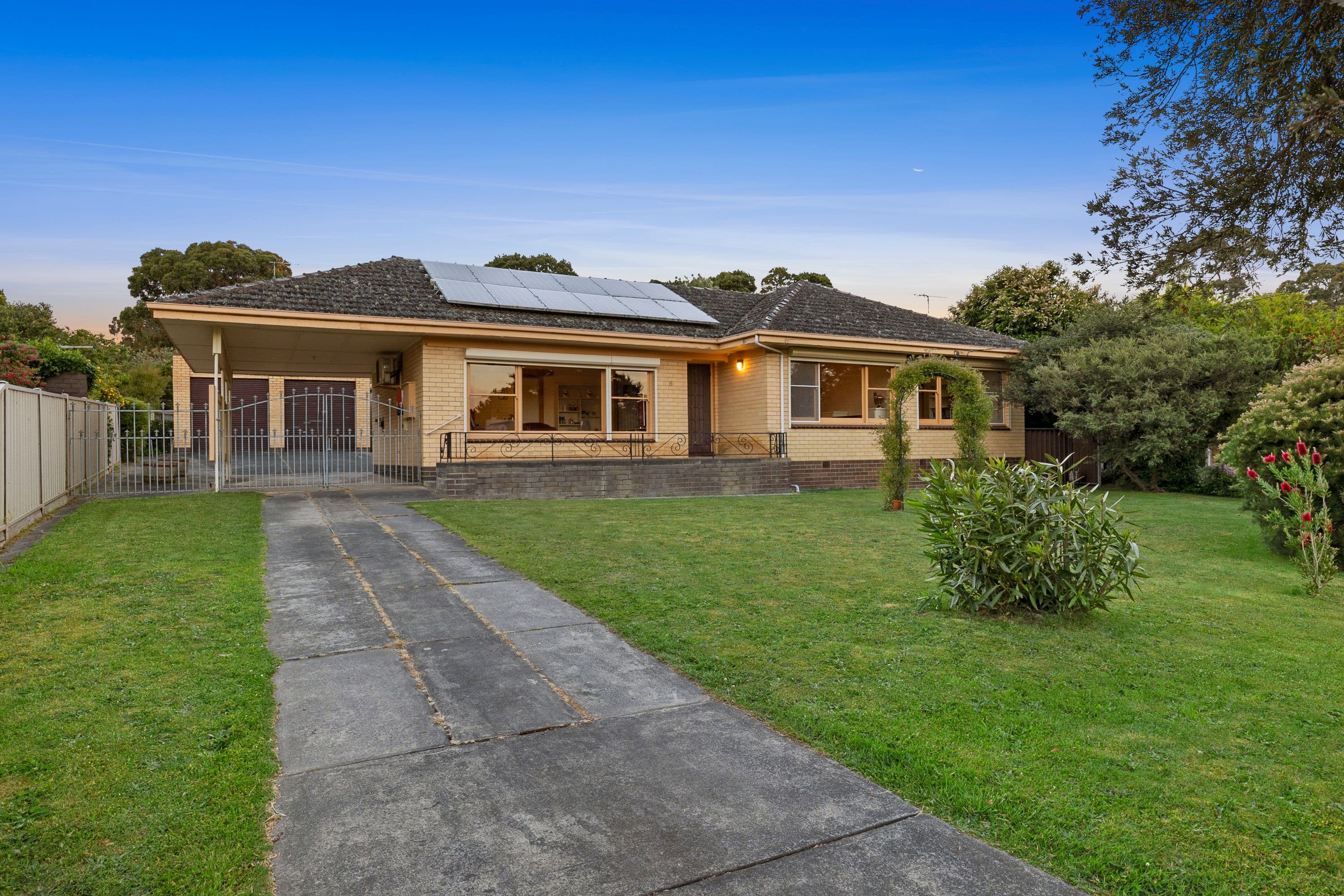 5 Boak Avenue, Mount Helen VIC 3350, Mount Helen - Image 1