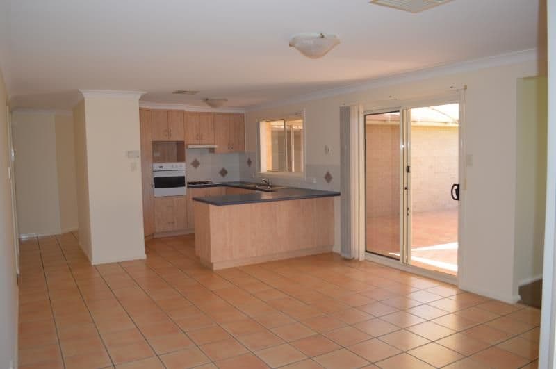 10 Pebble Beach Drive, DUBBO NSW 2830, Dubbo - Thumbnail 5