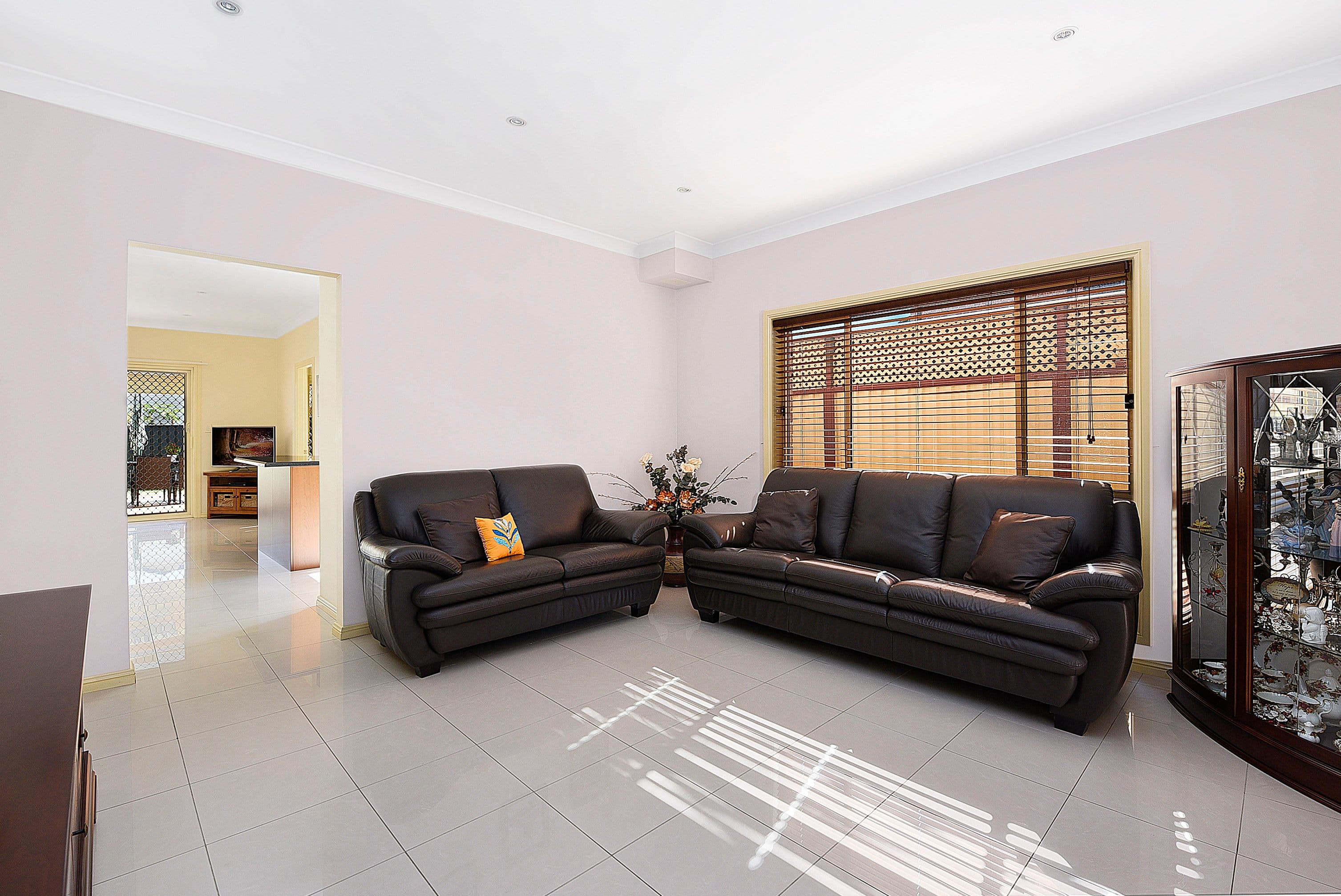 13 Isis Street, Fairfield West - Thumbnail 2