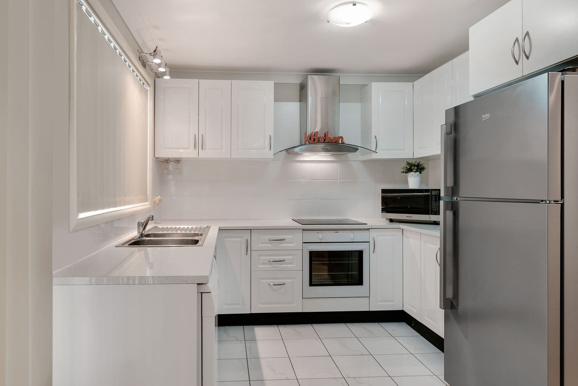 9 Sandra Place, Ingleburn - Thumbnail 3