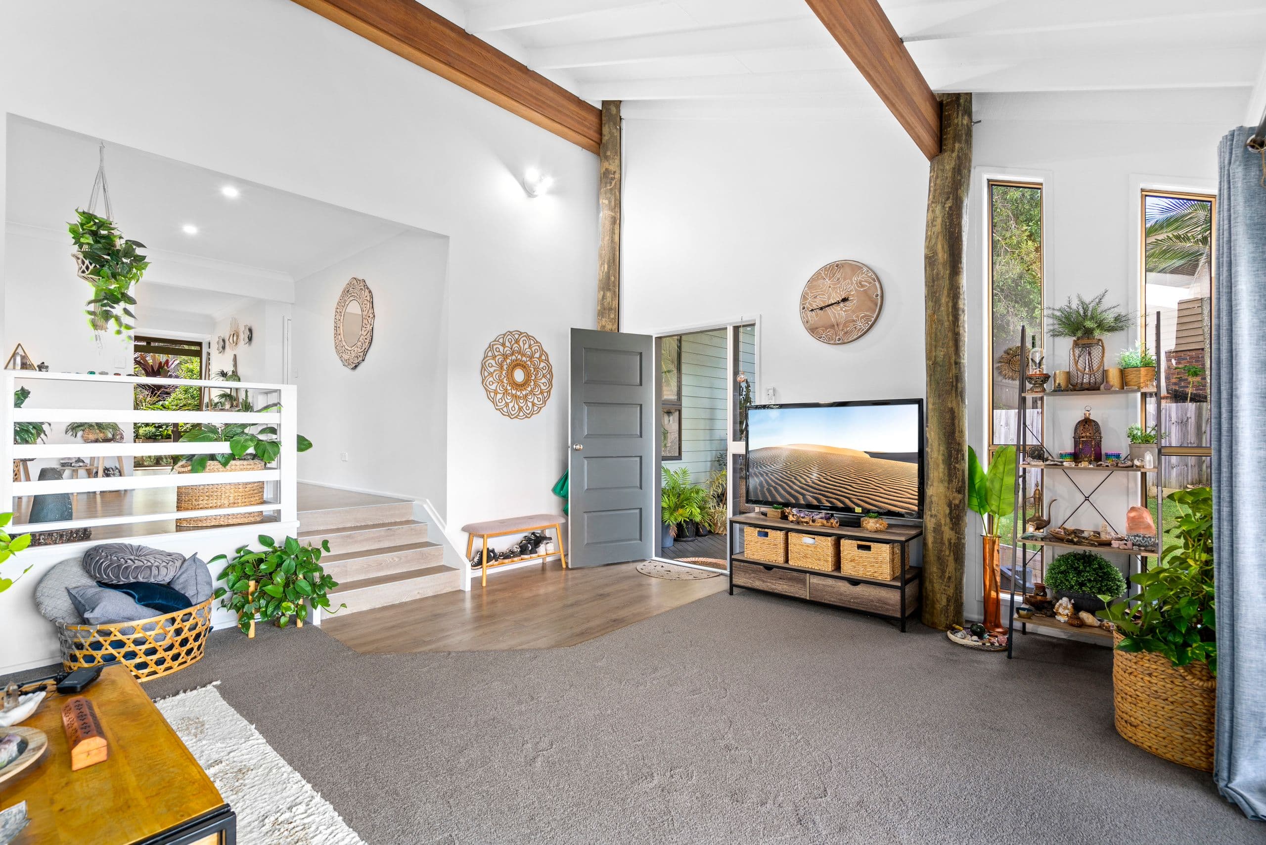 4 Pinecone Court, Elanora QLD 4221, Elanora - Thumbnail 2