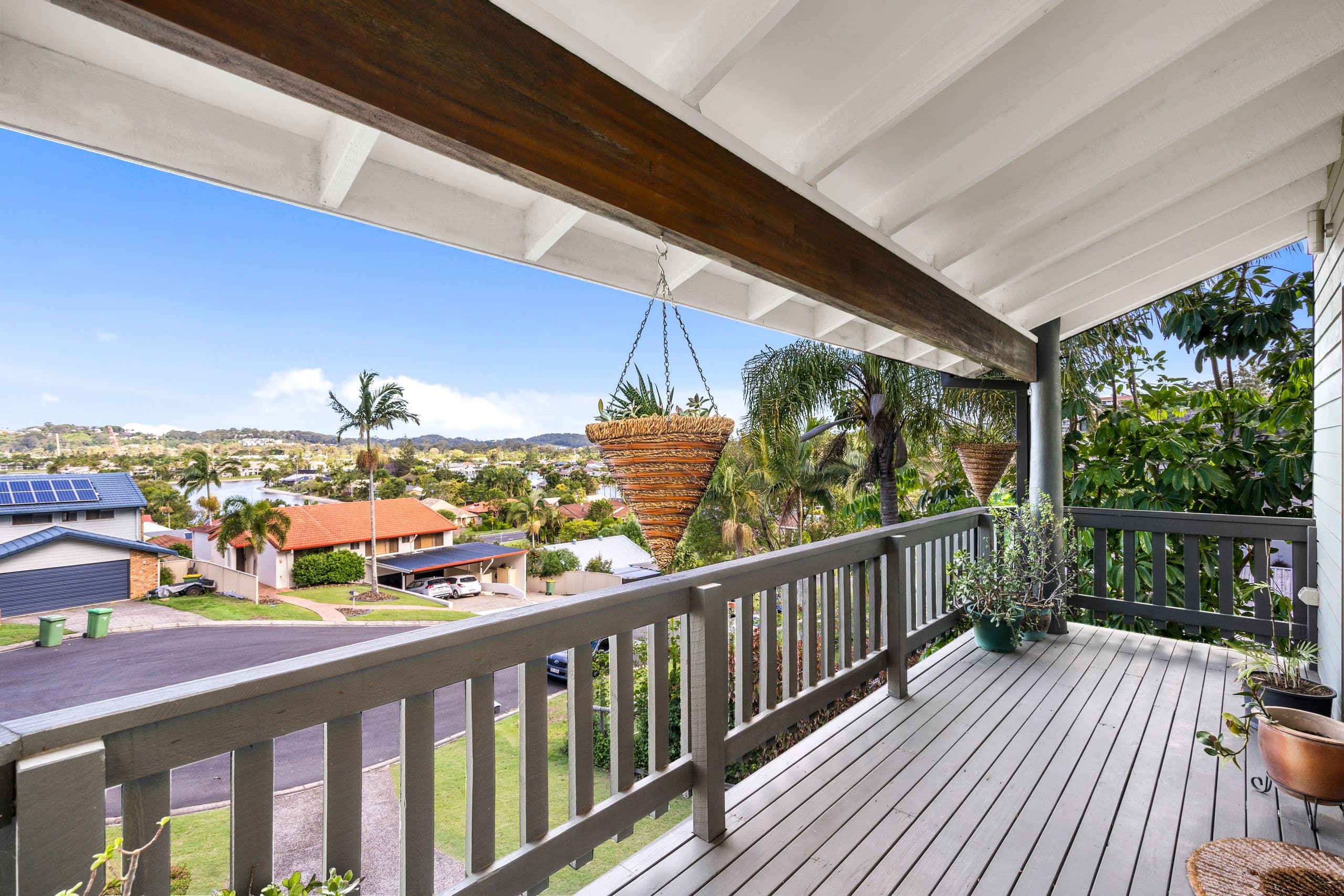4 Pinecone Court, Elanora QLD 4221, Elanora - Thumbnail 3