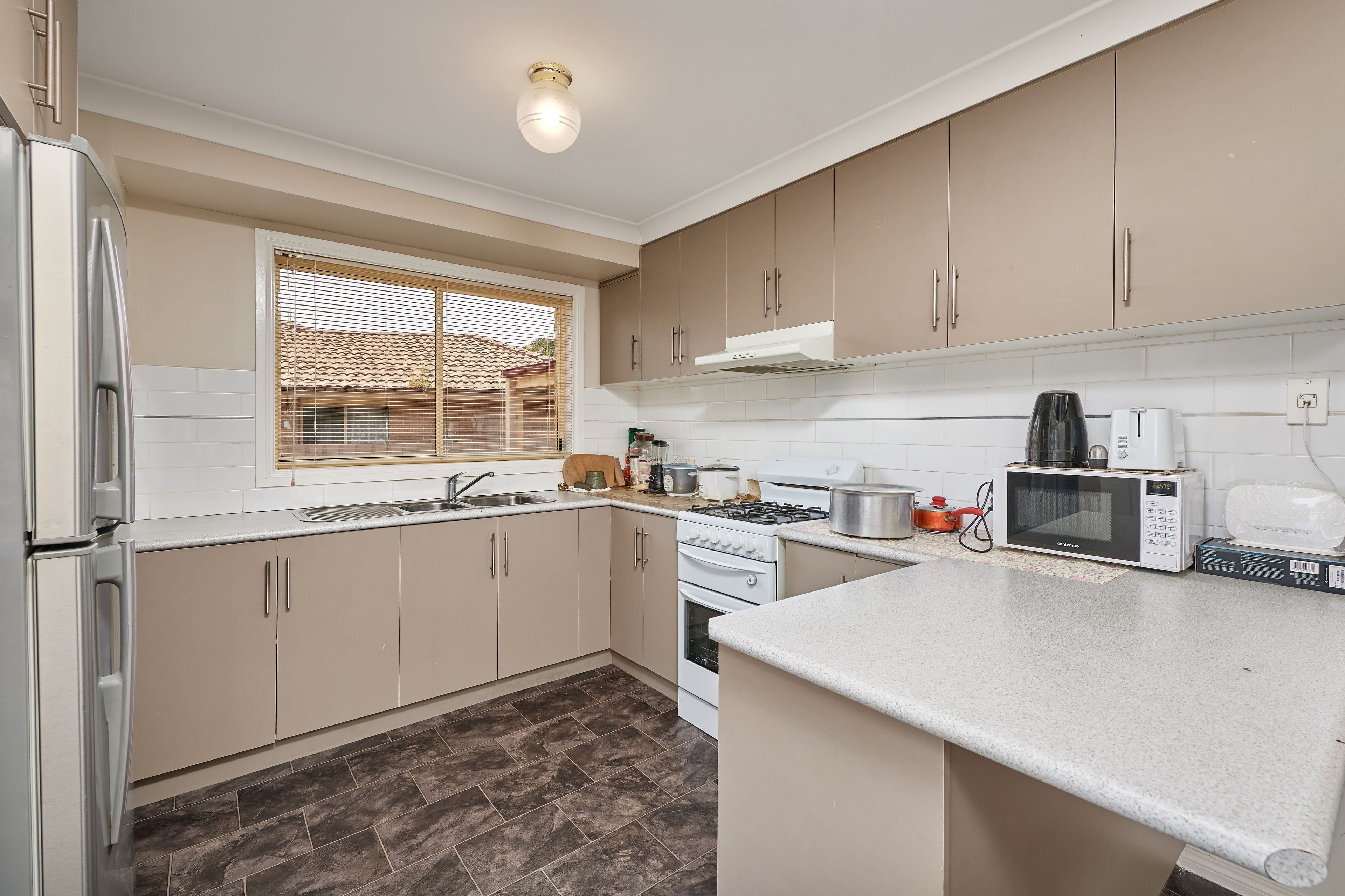 5 Boyd Place, Tolland NSW 2650, Tolland - Thumbnail 2