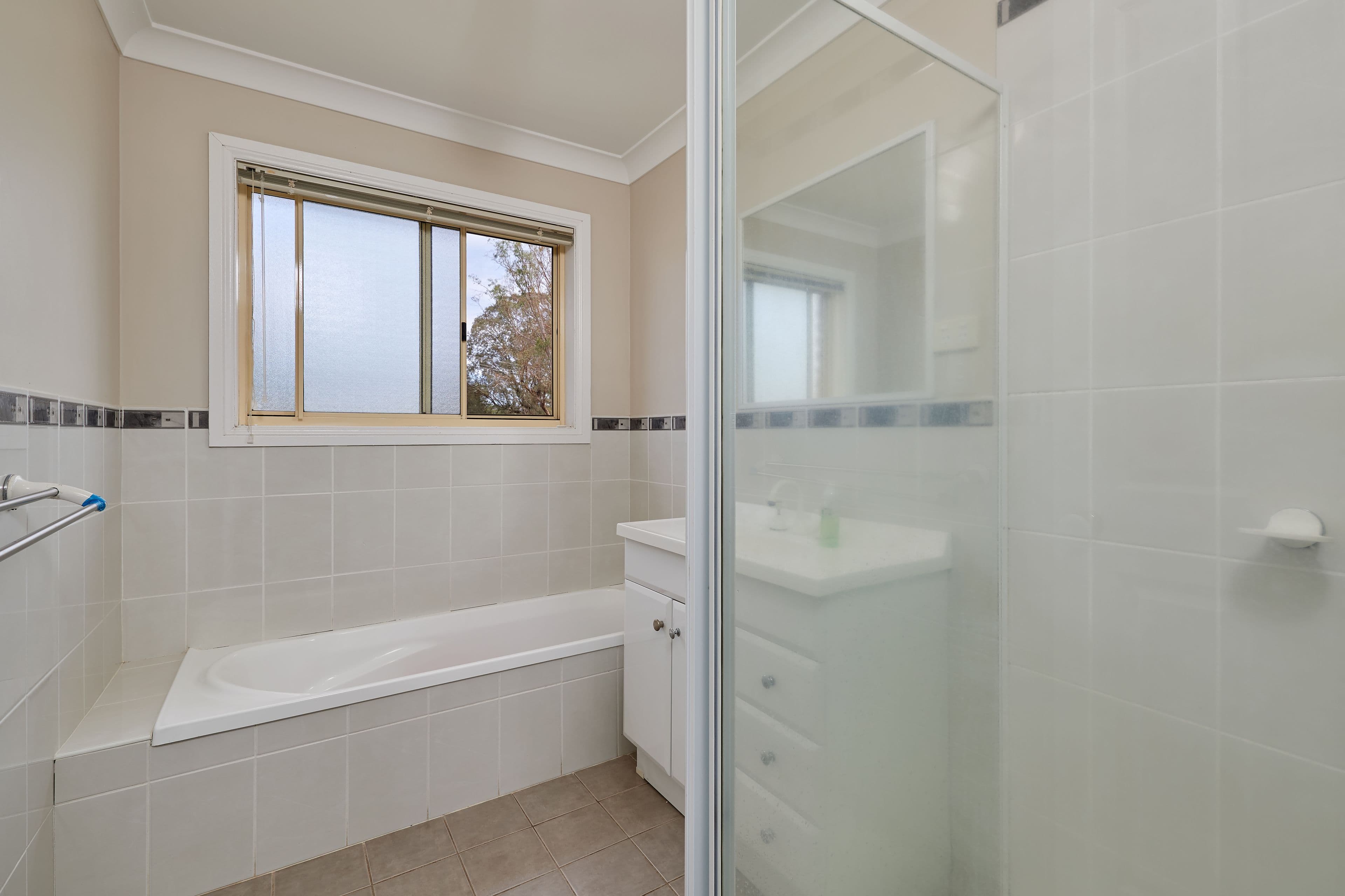5 Boyd Place, Tolland NSW 2650, Tolland - Thumbnail 3