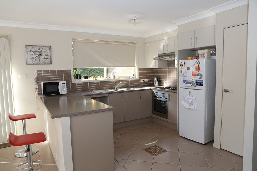 4 Creighton Parade, North Narooma NSW 2546, North Narooma - Thumbnail 3