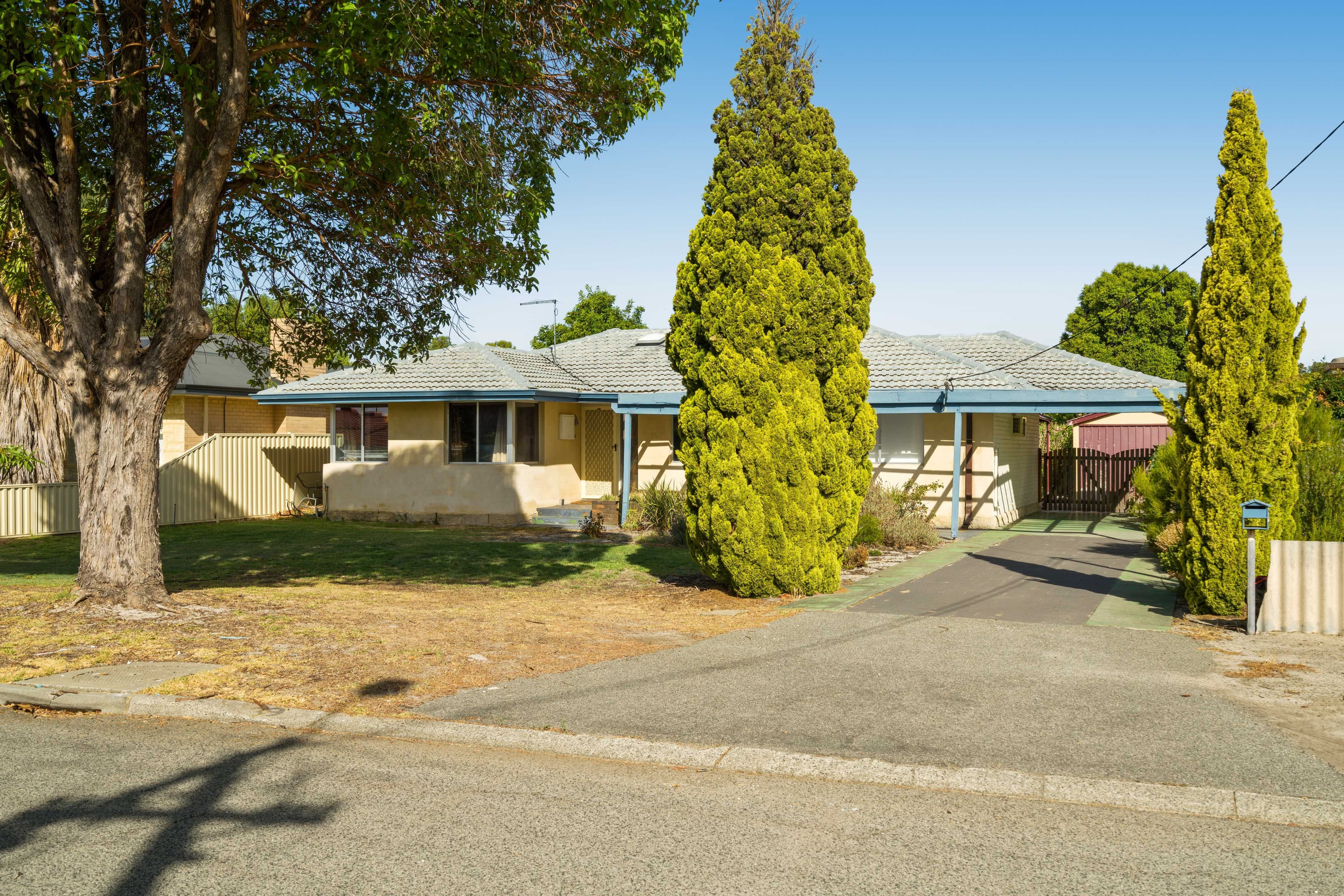 39 Hughenden Drive, Thornlie WA 6108, Thornlie - Thumbnail 4