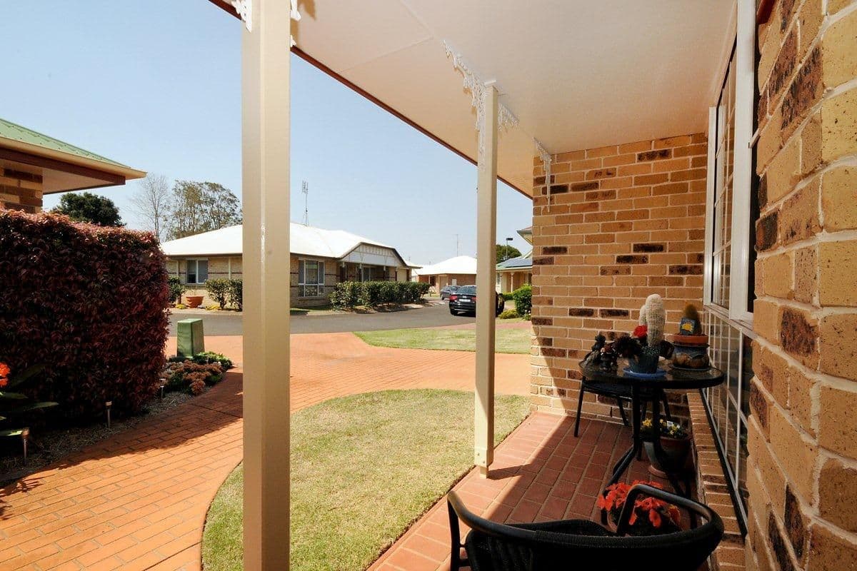 279 Mackenzie Street, CENTENARY HEIGHTS QLD 4350, Centenary Heights - Thumbnail 8