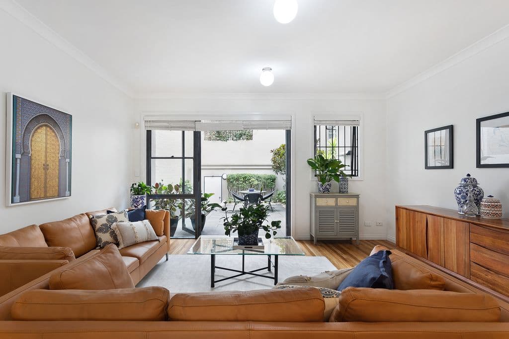 6/130-140 Mitchell Road, Alexandria - Image 1