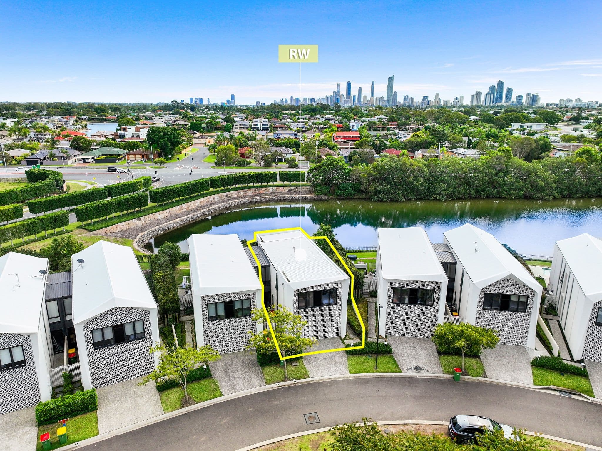 12 Concourse Drive, Mermaid Waters QLD 4218, Mermaid Waters - Thumbnail 7