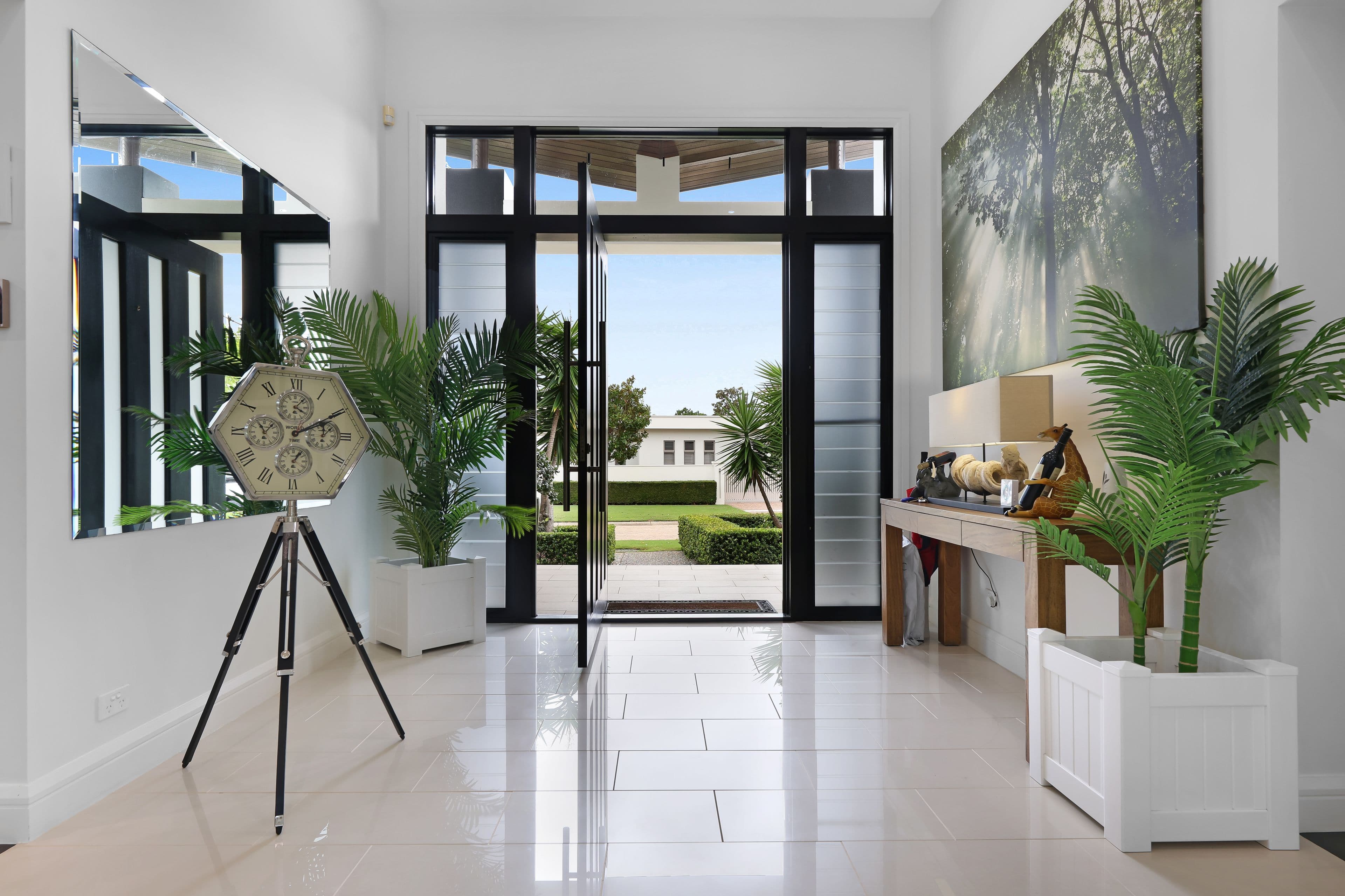 2091 The Circle, Sanctuary Cove QLD 4212, Sanctuary Cove - Thumbnail 3