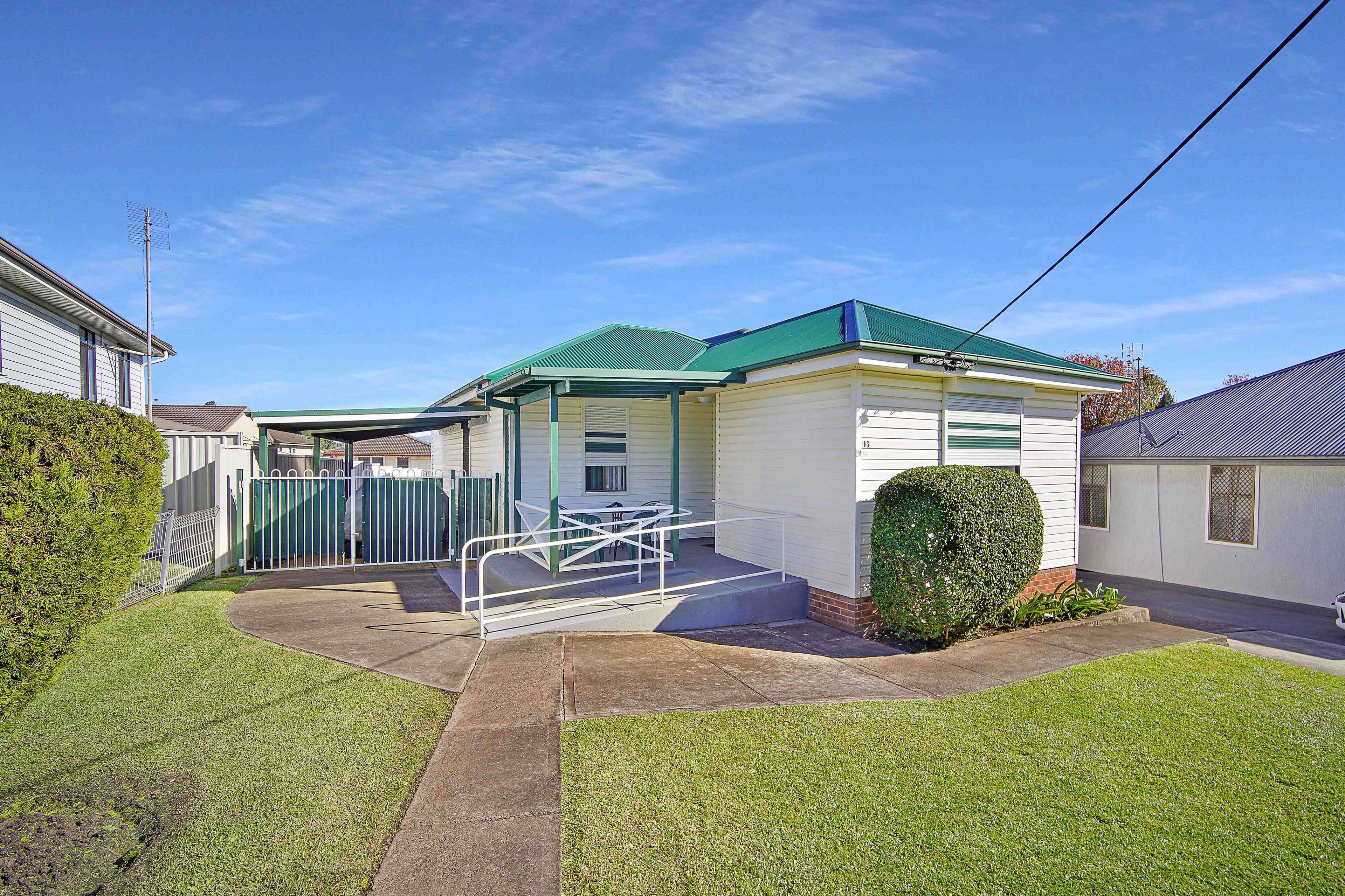 16 Kelly Street, Berkeley NSW 2506, Berkeley - Image 1