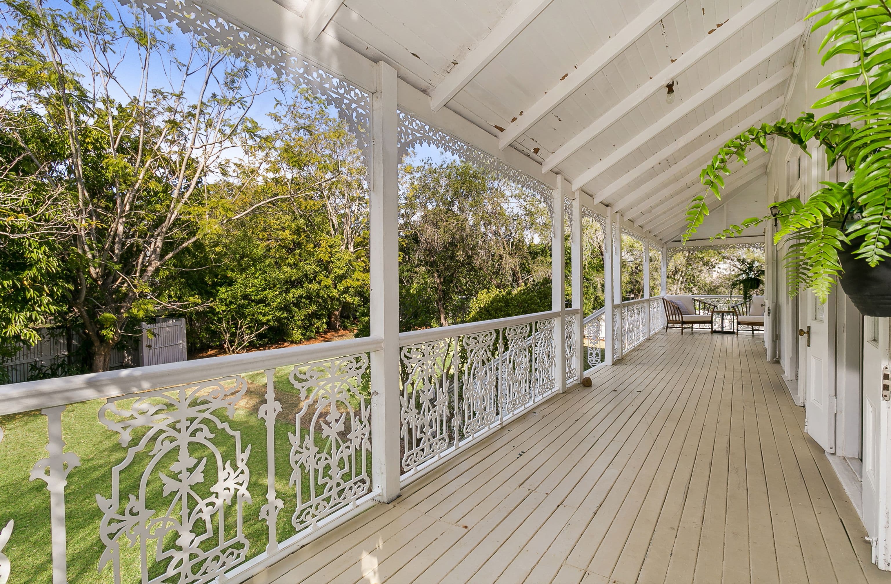 493 Honour Avenue, Sherwood QLD 4075, Sherwood - Thumbnail 2