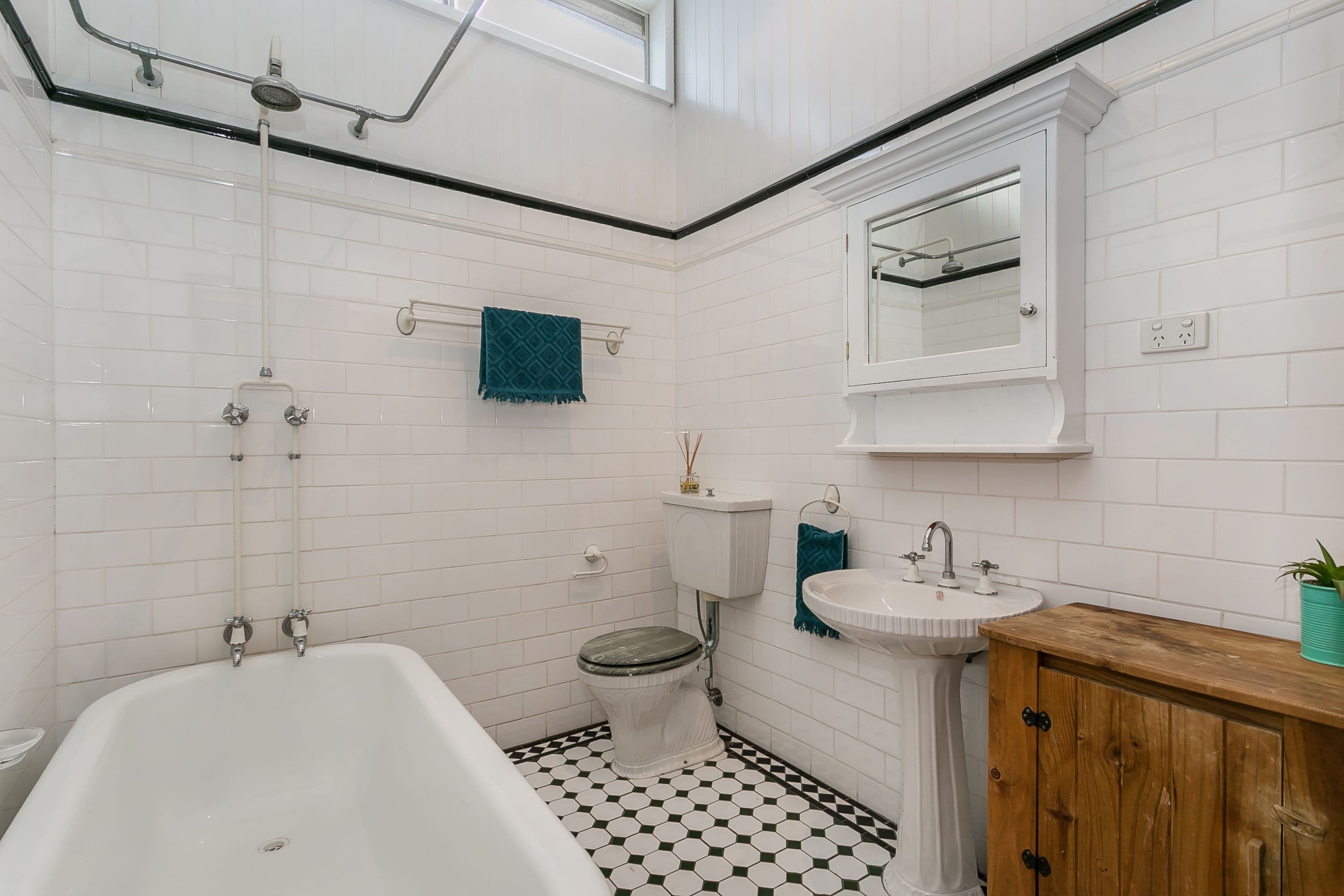 493 Honour Avenue, Sherwood QLD 4075, Sherwood - Thumbnail 7