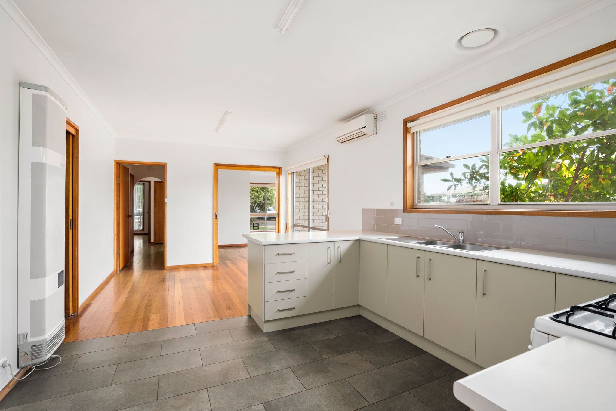 2 Darcy Street, Lara VIC 3212, Lara - Thumbnail 6