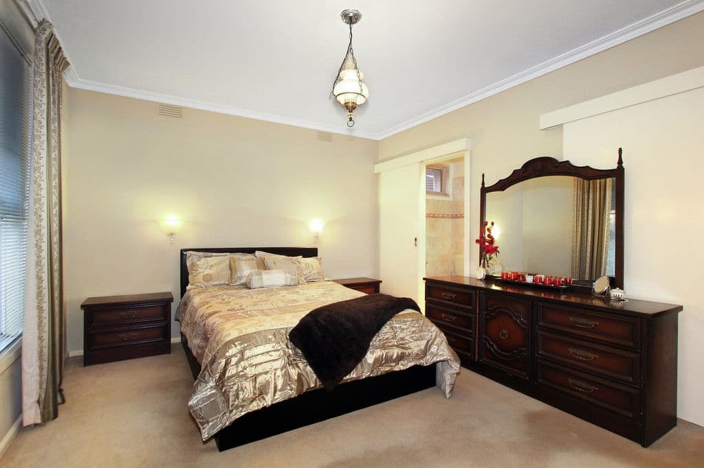 390 Chesterville Road, BENTLEIGH EAST VIC 3165, Bentleigh East - Thumbnail 4