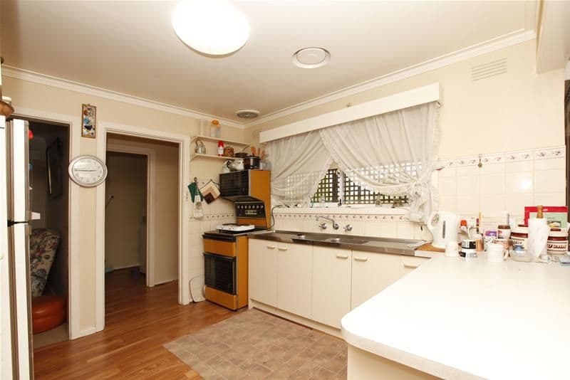 39 Green Avenue, KINGSBURY VIC 3083, Kingsbury - Thumbnail 2