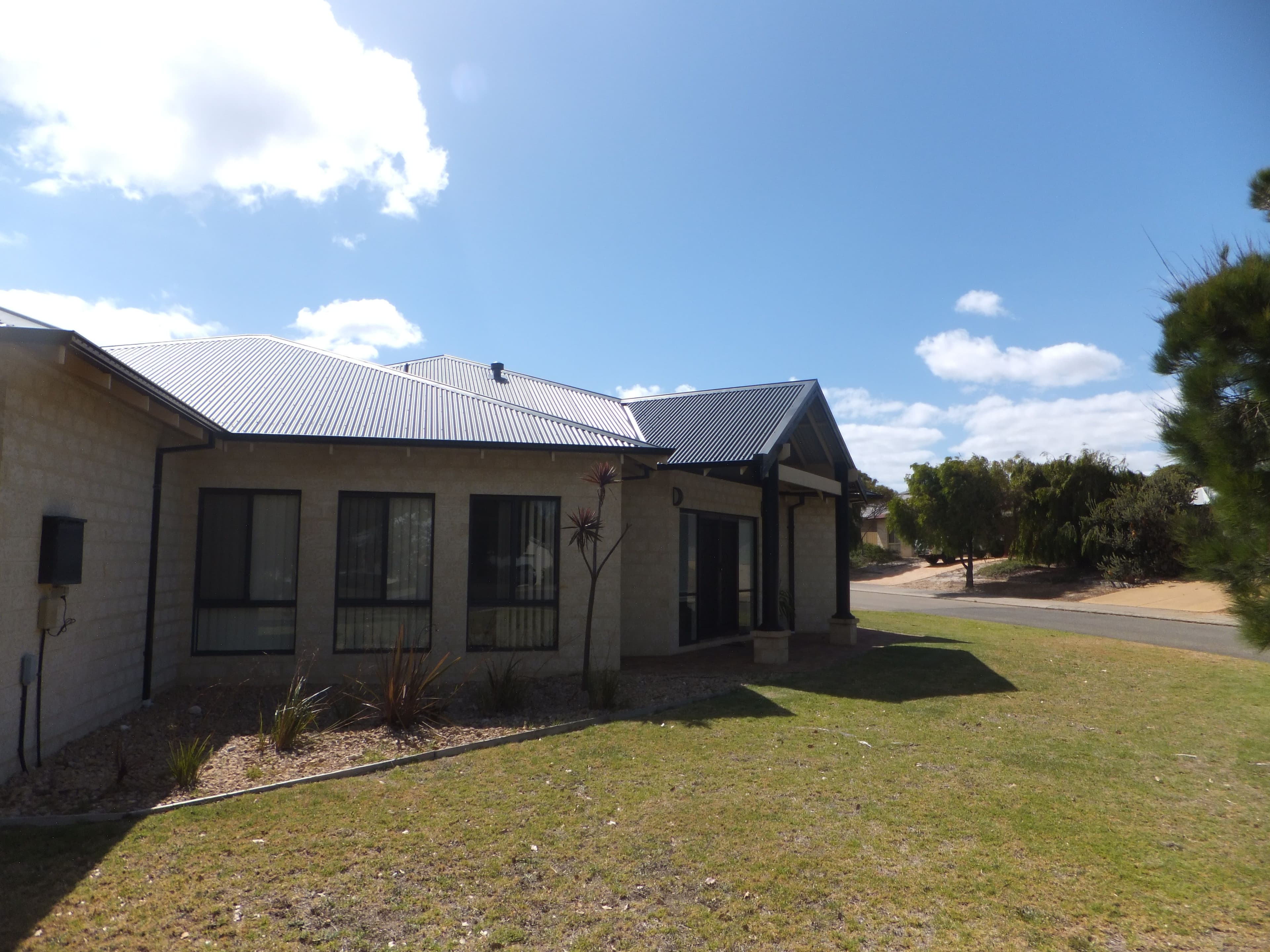 1 Leata Street, Hopetoun WA 6348, Hopetoun - Thumbnail 2