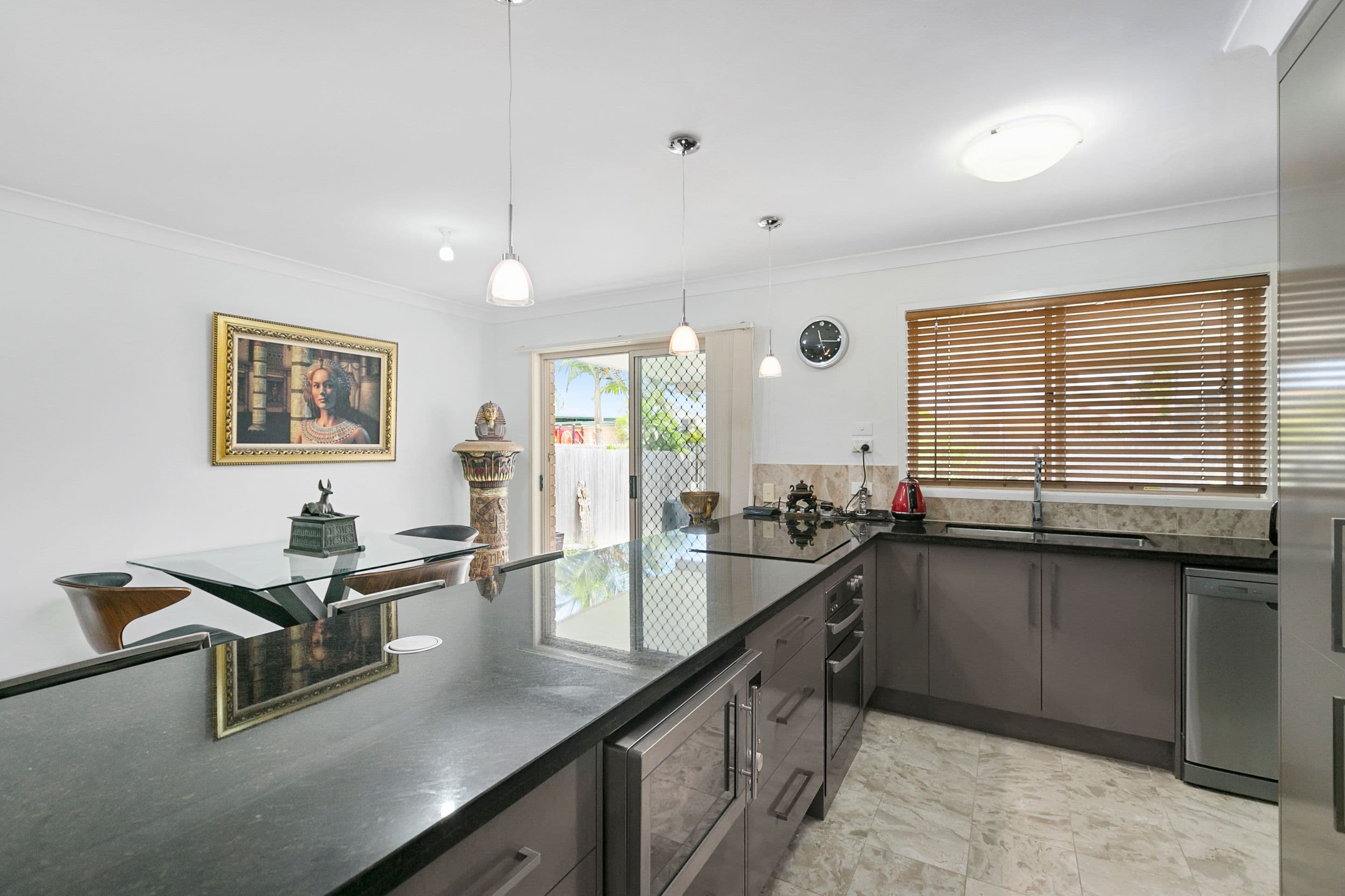 175-205 Thorneside Road, Thorneside QLD 4158, Thorneside - Thumbnail 2