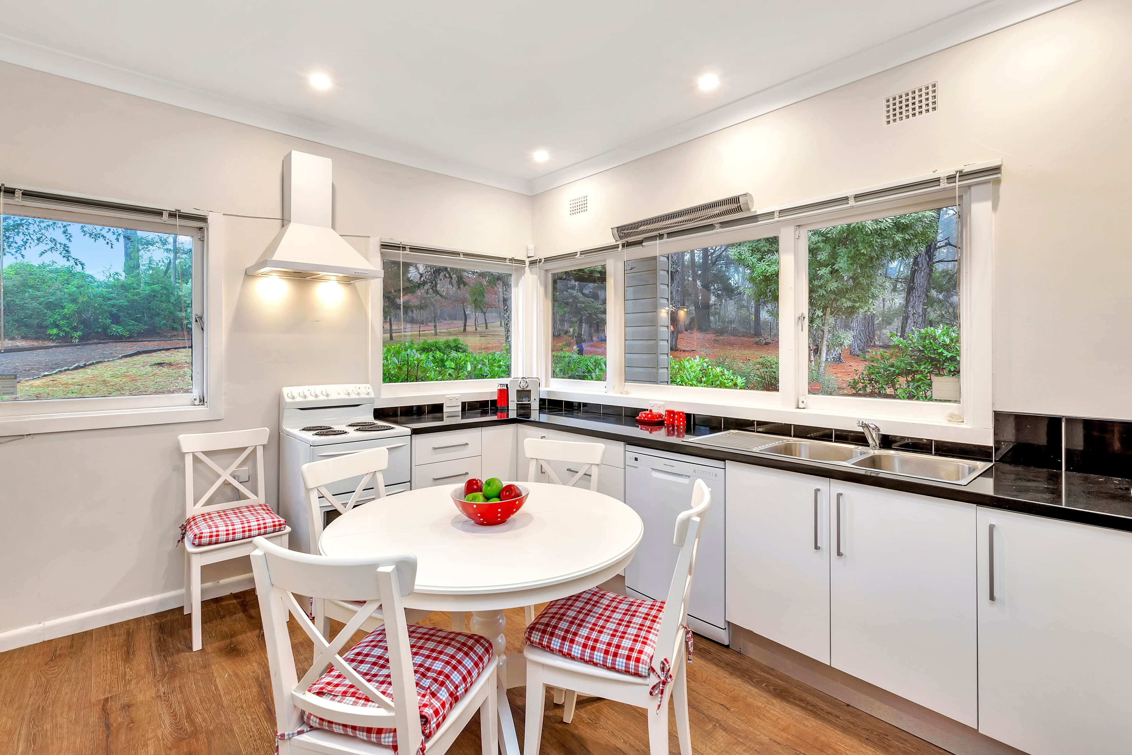 54 Prince Edward Street, Blackheath - Thumbnail 4