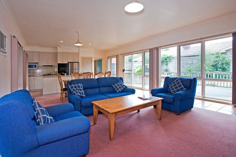21 James Cook Drive, WANDANA HEIGHTS VIC 3216, Wandana Heights - Thumbnail 3