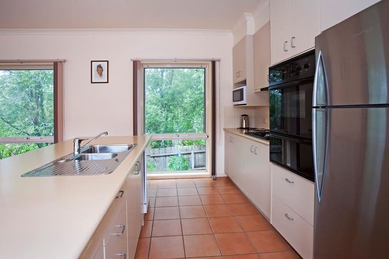 21 James Cook Drive, WANDANA HEIGHTS VIC 3216, Wandana Heights - Thumbnail 5