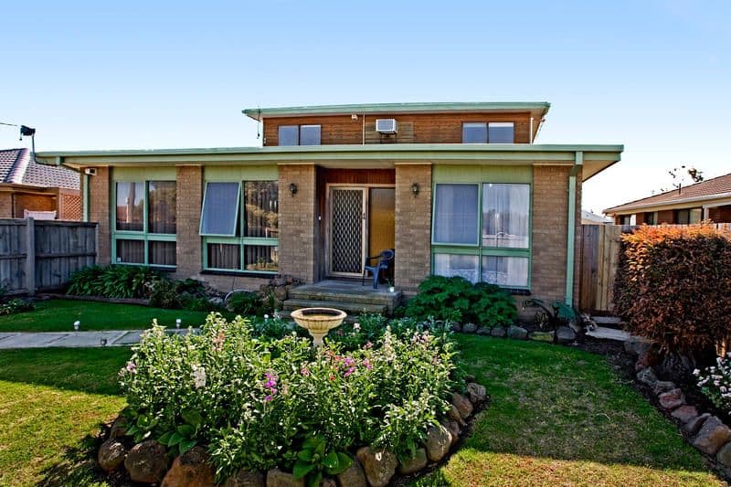 13 Durran Street, ST ALBANS PARK VIC 3219, St Albans Park - Image 1