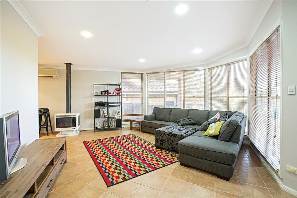 35 Geranium Close, GLENMORE PARK NSW 2745, Glenmore Park - Thumbnail 2