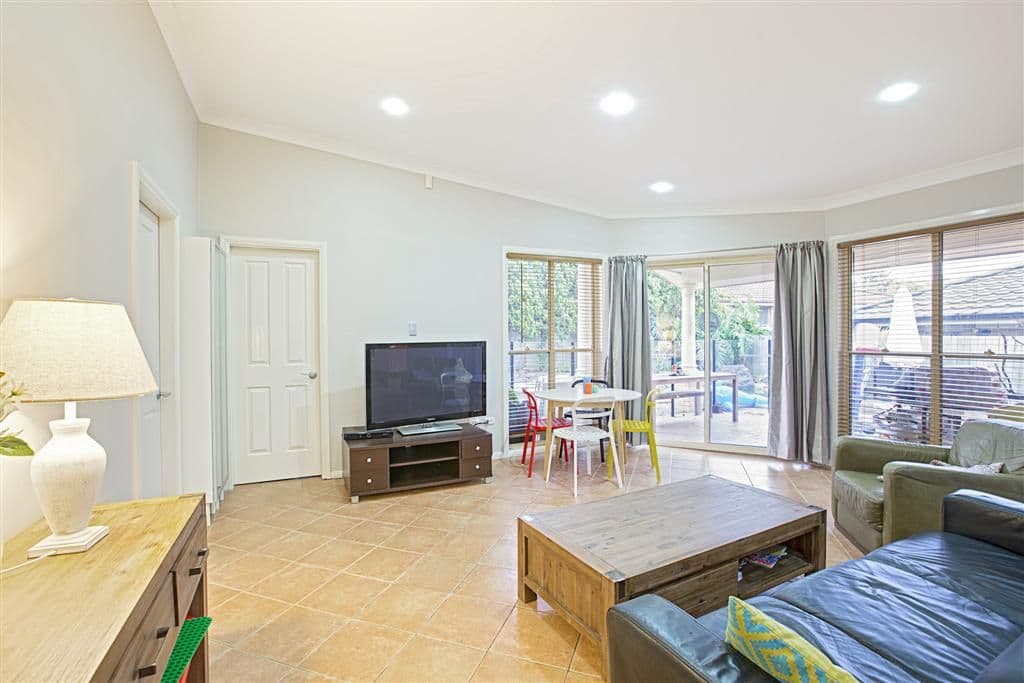 35 Geranium Close, GLENMORE PARK NSW 2745, Glenmore Park - Thumbnail 4