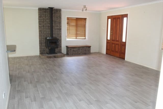 9 Grevillea Crescent, Kambalda West WA 6442, Kambalda West - Thumbnail 2
