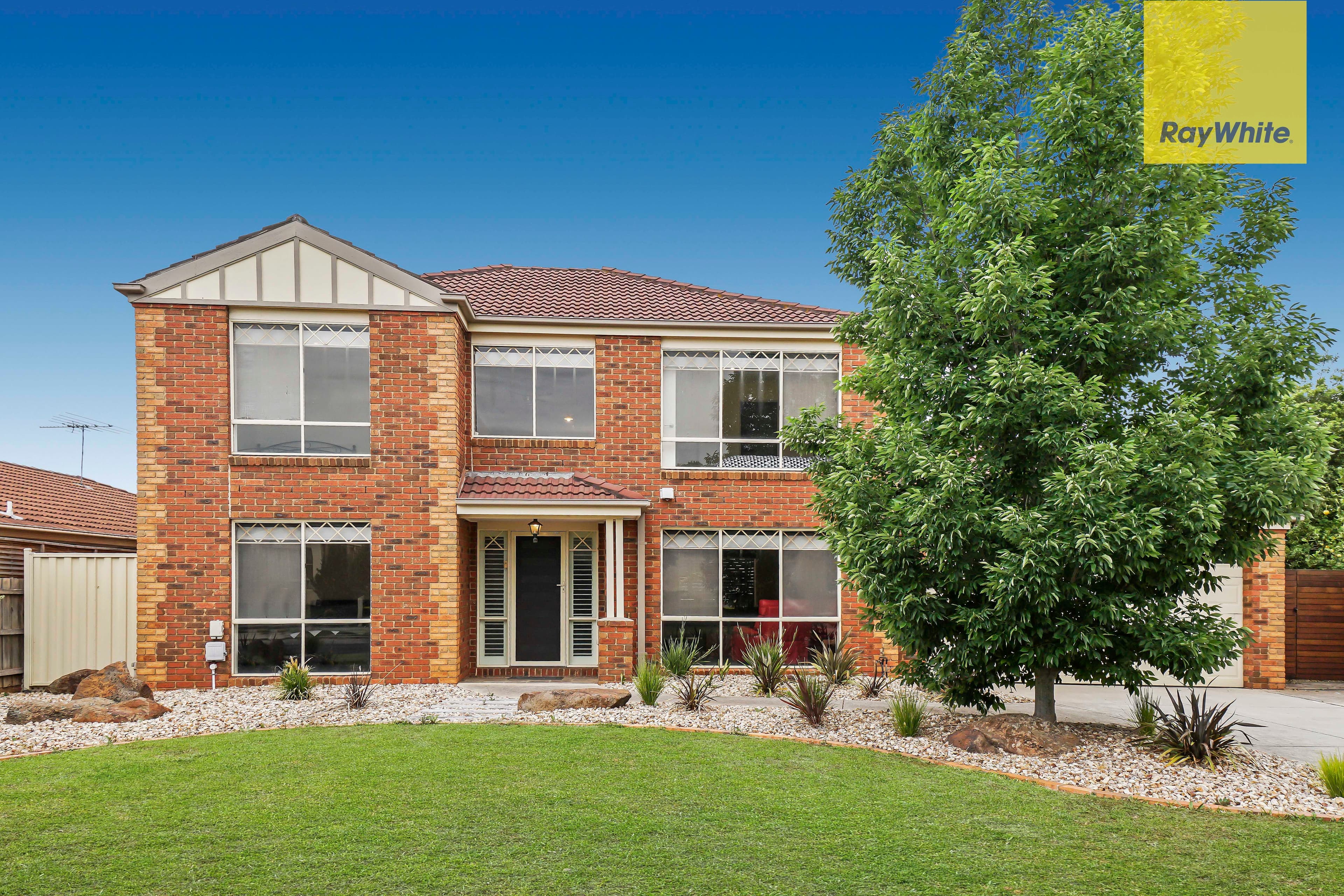 2 Fleetwood Circuit, Melton West VIC 3337, Melton West - Thumbnail 2
