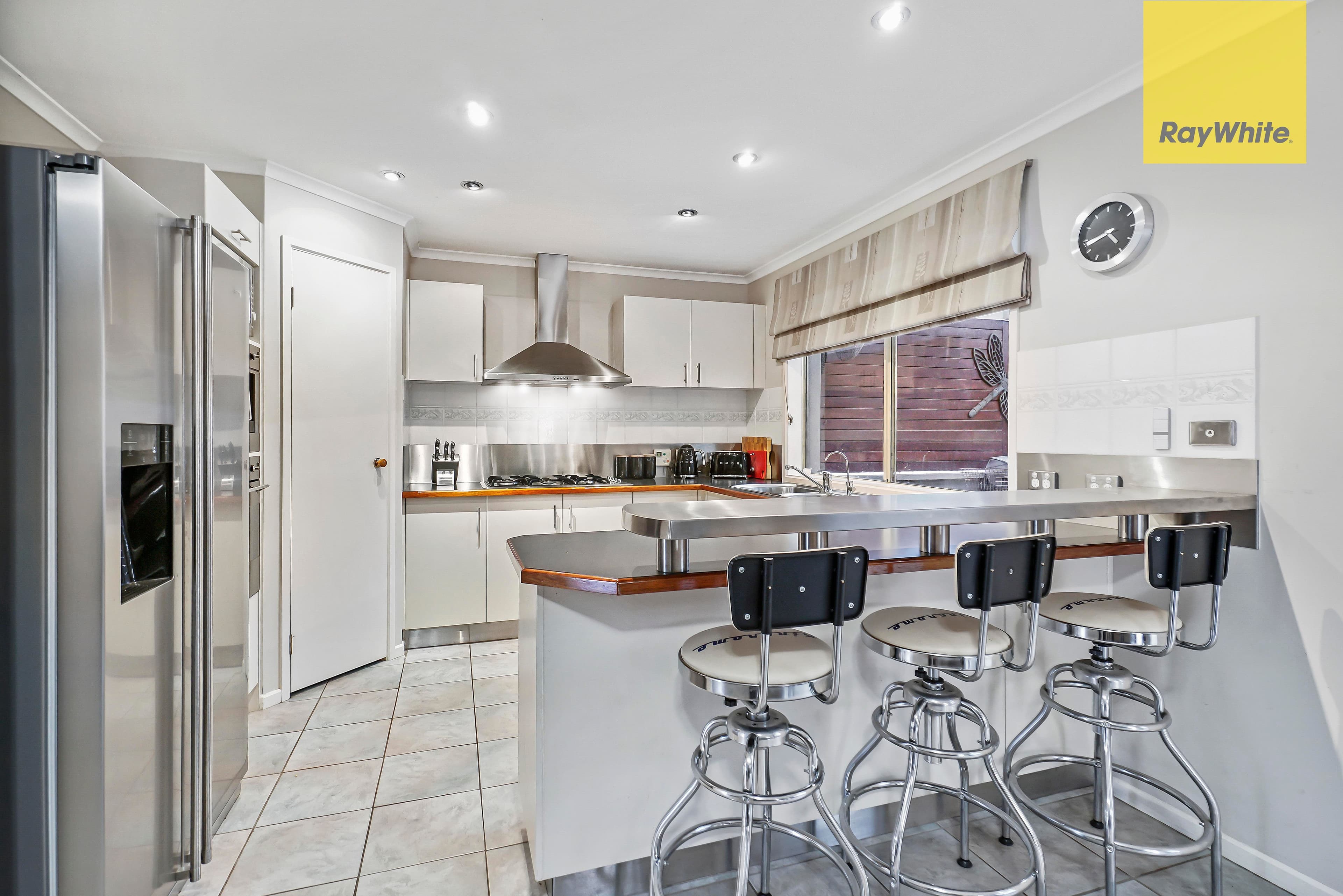 2 Fleetwood Circuit, Melton West VIC 3337, Melton West - Thumbnail 3